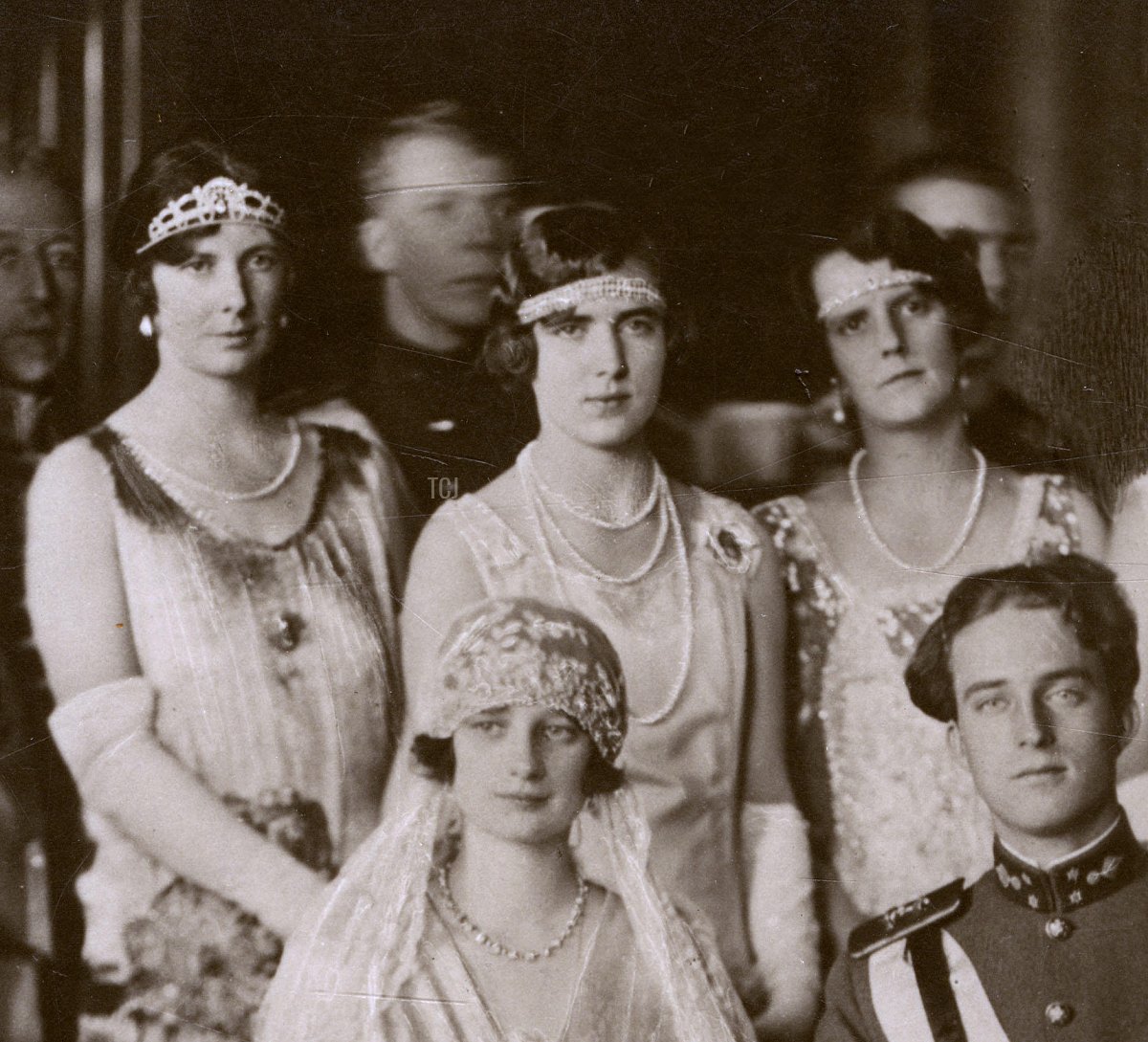 Ritratto di matrimonio di gruppo di re Leopoldo III e della regina Astrid del Belgio, 1926