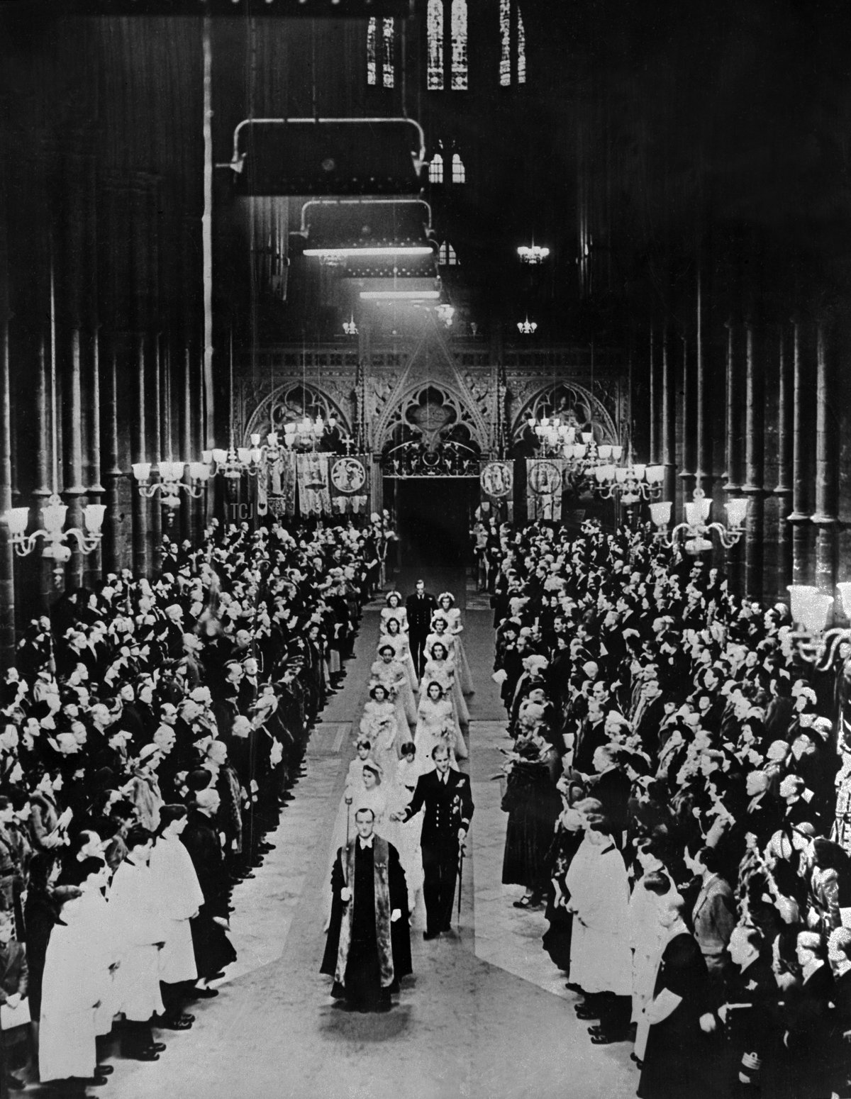 Vista generale dell'Abbazia di Westminster durante la benedizione nuziale della Principessa Elisabetta d'Inghilterra e del Filippo, Duca di Edimburgo, 20 novembre 1947, a Londra