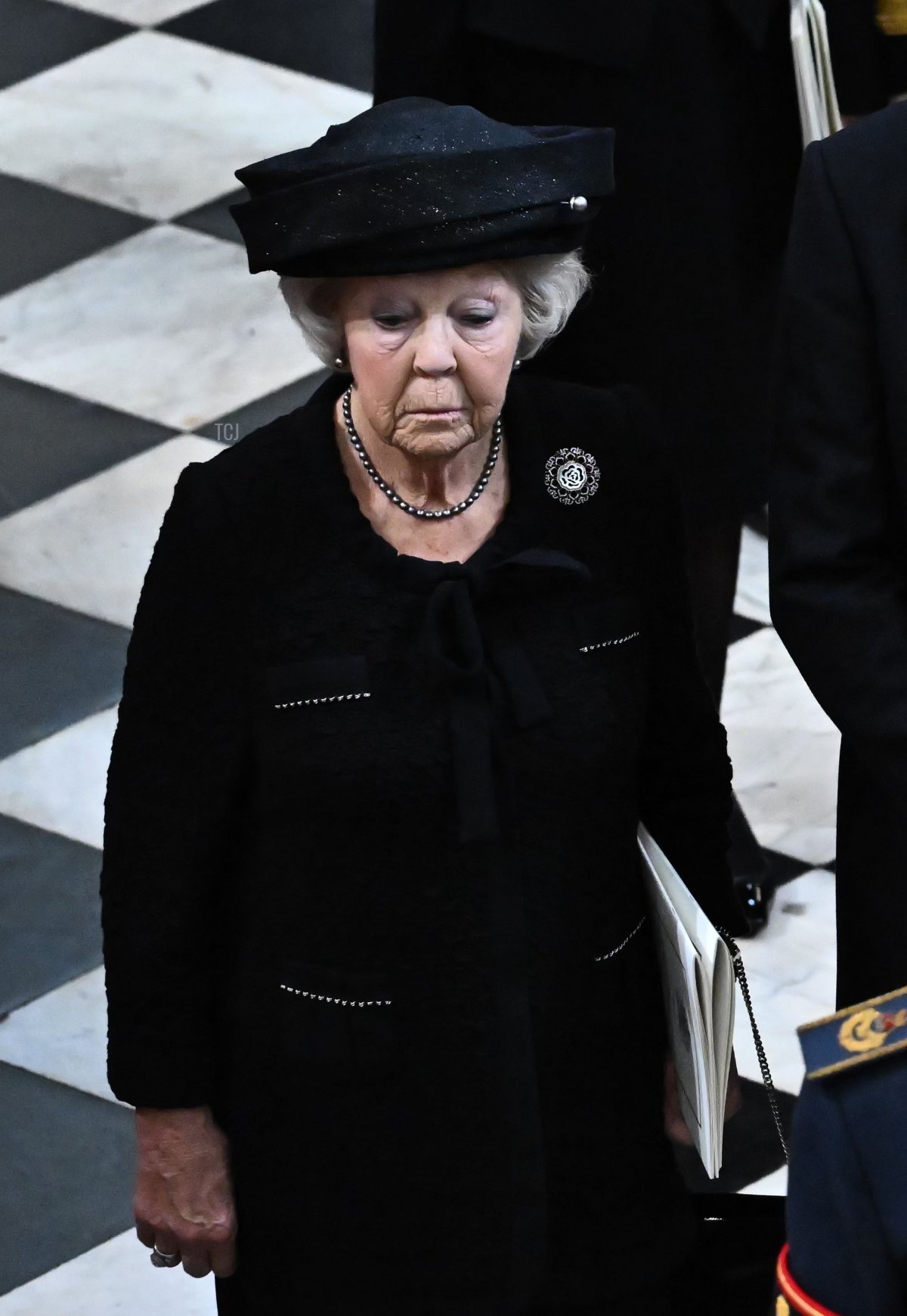 La Principessa Beatrix dei Paesi Bassi (L), il Re Willem-Alexander dei Paesi Bassi (C) e la Regina Maxima dei Paesi Bassi (R) lasciano l'Abbazia di Westminster il 19 settembre 2022 a Londra, Inghilterra