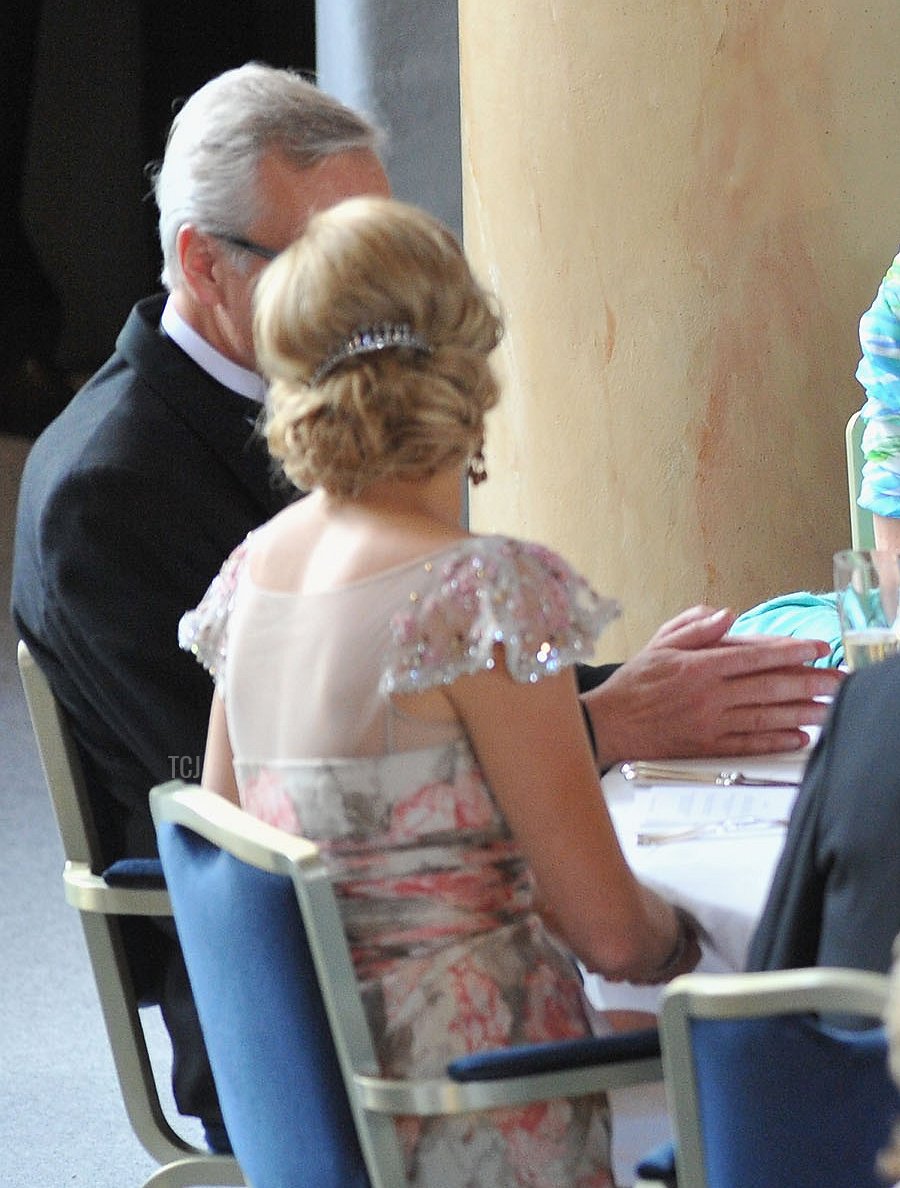 La Principessa Maxima dei Paesi Bassi partecipa alla cena di gala governativa pre-matrimoniale per la Principessa Vittoria di Svezia e Daniel Westling all'Eric Ericson Hall il 18 giugno 2010 a Stoccolma, Svezia