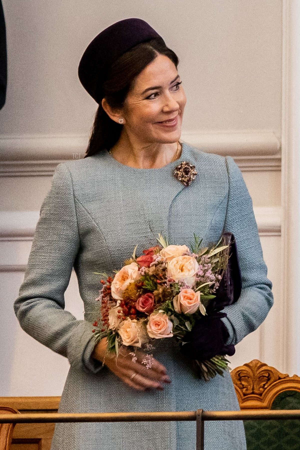 La Principessa ereditaria Mary, il Principe ereditario Frederik e la Regina Margrethe assistono all'apertura annuale della sessione parlamentare al Parlamento danese (Folketinget) a Christiansborg Castle a Copenaghen, il 4 ottobre 2022