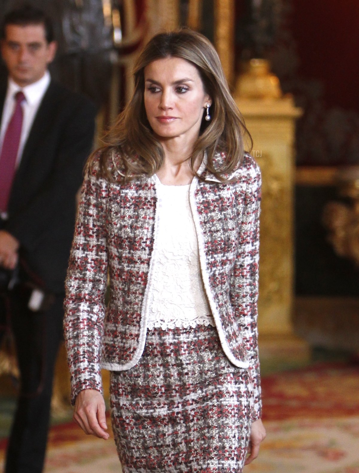 Principessa Letizia di Spagna partecipa al ricevimento del Palazzo Reale durante la Sfilata Militare Nazionale 2012 il 12 ottobre 2012 a Madrid, Spagna