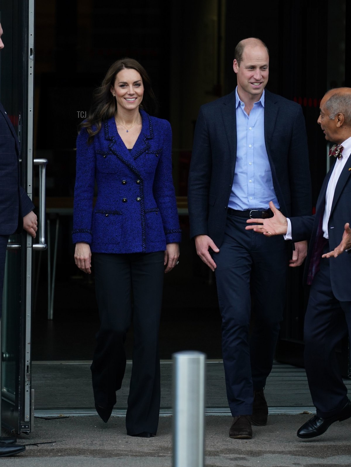 Il Principe William e Catherine, Princess of Wales, lasciano il Copper Box Arena dopo la visita per il decimo anniversario di Coach Core a Londra il 13 ottobre 2022