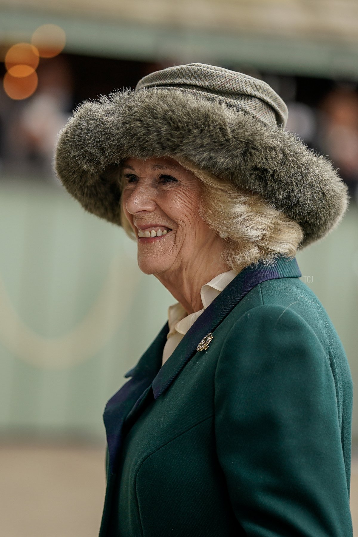 Camilla, regina consorte, arriva all'ippodromo di Ascot il 19 novembre 2022 ad Ascot, Inghilterra