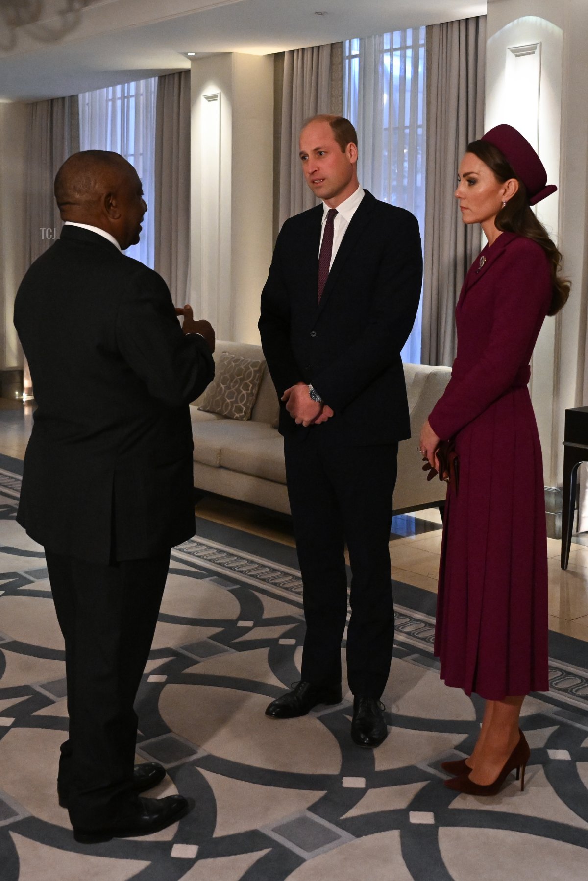 Il Principe William, Principe di Galles e sua moglie Catherine, Principessa di Galles, accolgono il Presidente Cyril Ramaphosa presso il Corinthia Hotel all’inizio della visita di stato del presidente il 22 novembre 2022 a Londra, Inghilterra