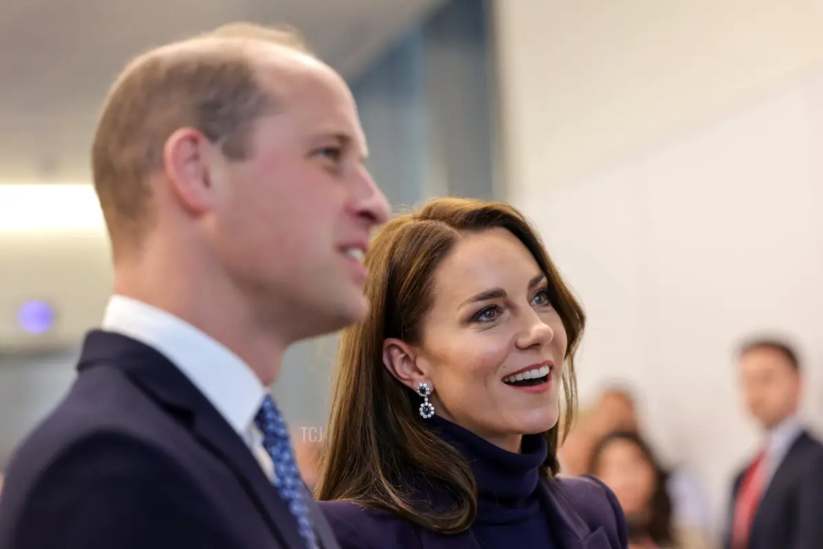 Il Principe William e la Principessa Catherine atterrano all'Aeroporto Internazionale di Logan il 30 novembre 2022 a Boston, Massachusetts