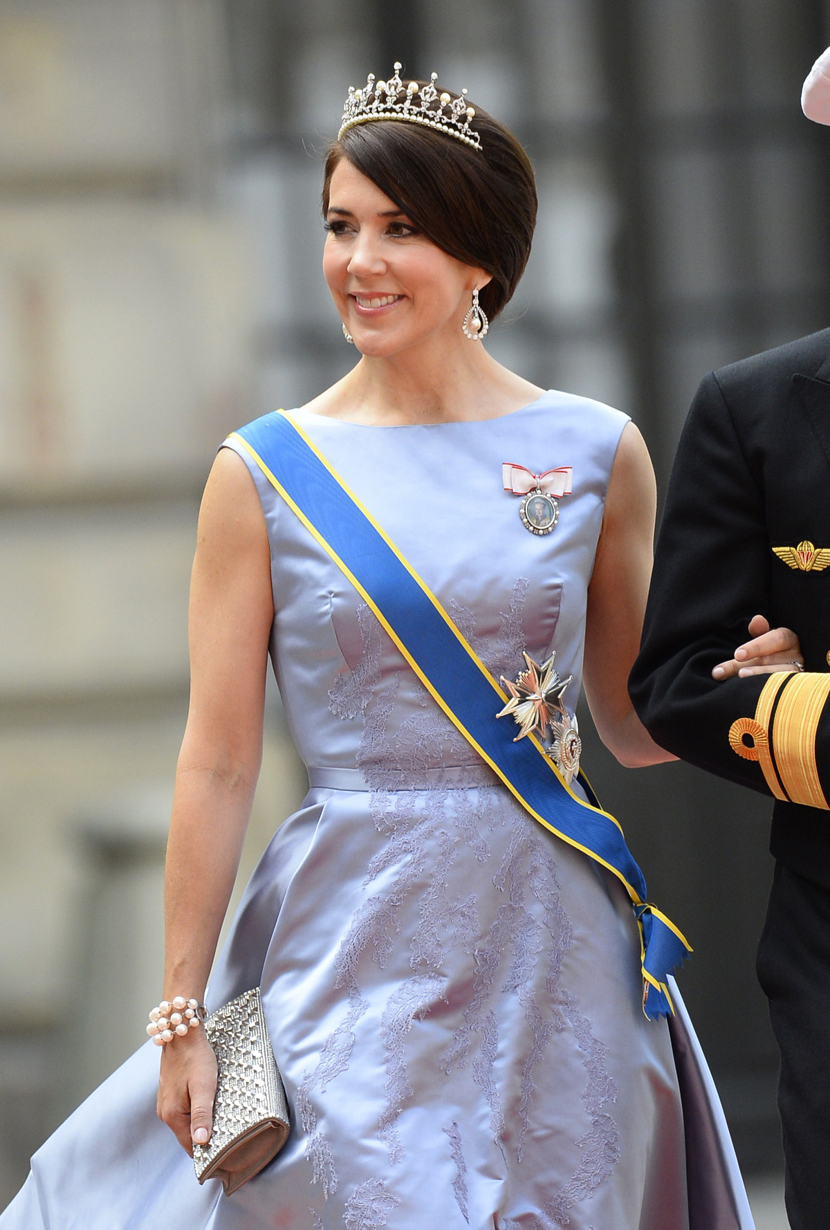 La Principessa ereditaria Mary di Danimarca partecipa al matrimonio reale del Principe Carl Filippo e della Principessa Sofia a Stoccolma il 13 giugno 2015 (JONATHAN NACKSTRAND/AFP via Getty Images)