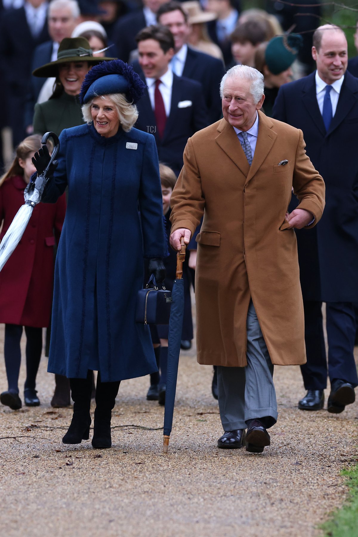 Camilla, Regina Consorte e Re Carlo III partecipano al servizio di Natale presso la Chiesa di Santa Maria Maddalena il 25 dicembre 2022 a Sandringham, Norfolk (Stephen Pond/Getty Images)