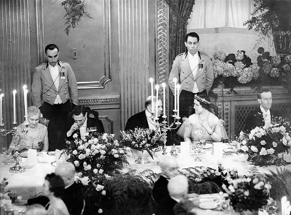 Cena parlamentare in onore di re Giorgio VI e della regina Elisabetta, Chateau Laurier, Ottawa, Canada, Maggio 1939 (National Film Board of Canada/Library and Archives Canada/Wikimedia Commons)