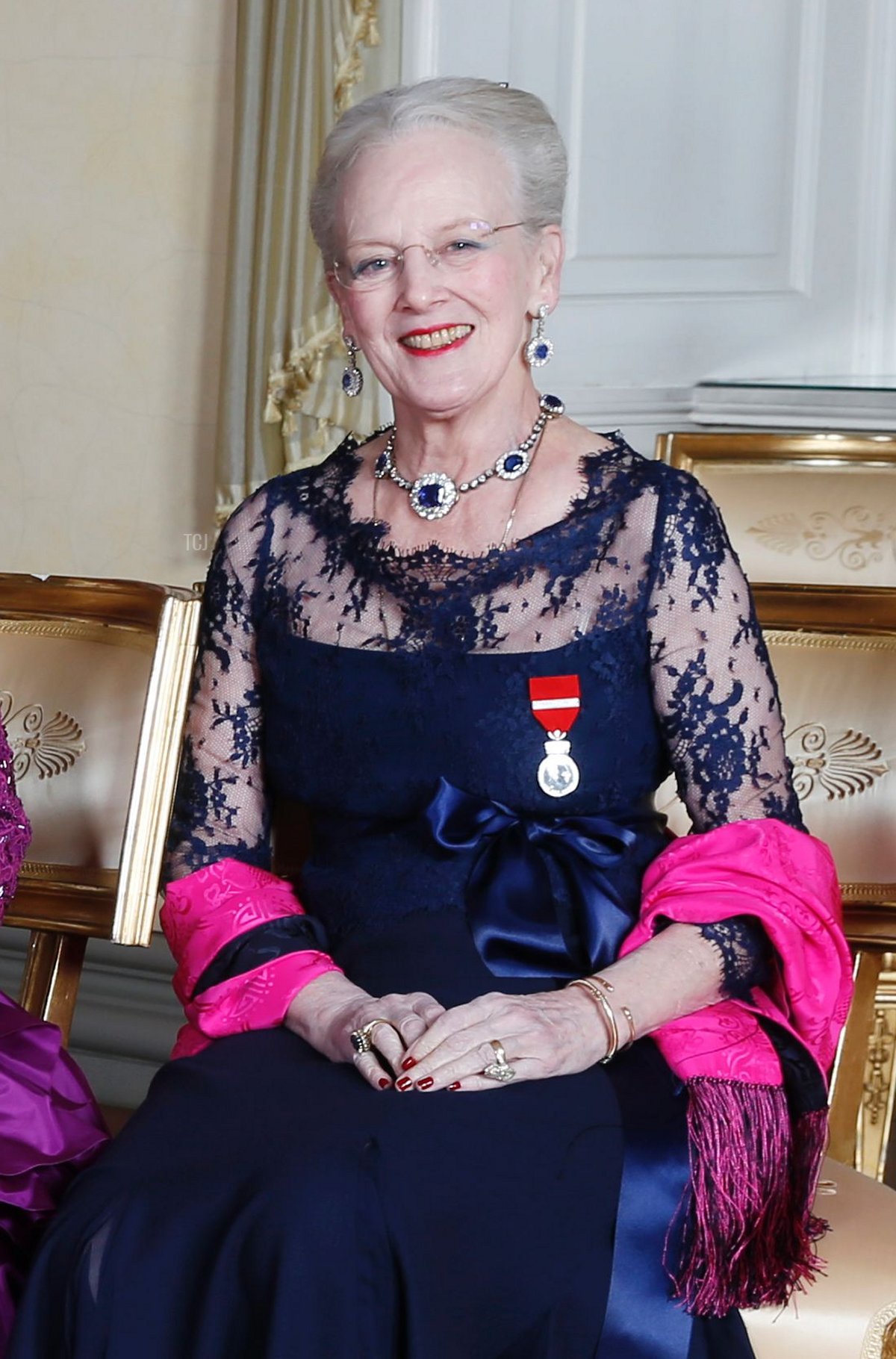 Foto scattata il 17 gennaio 2016 al Castello Reale di Oslo mostra la Regina Margrethe II di Danimarca in occasione del 25° anniversario dell’ascesa al trono del Re Harald di Norvegia (LISE AASERUD/AFP via Getty Images)