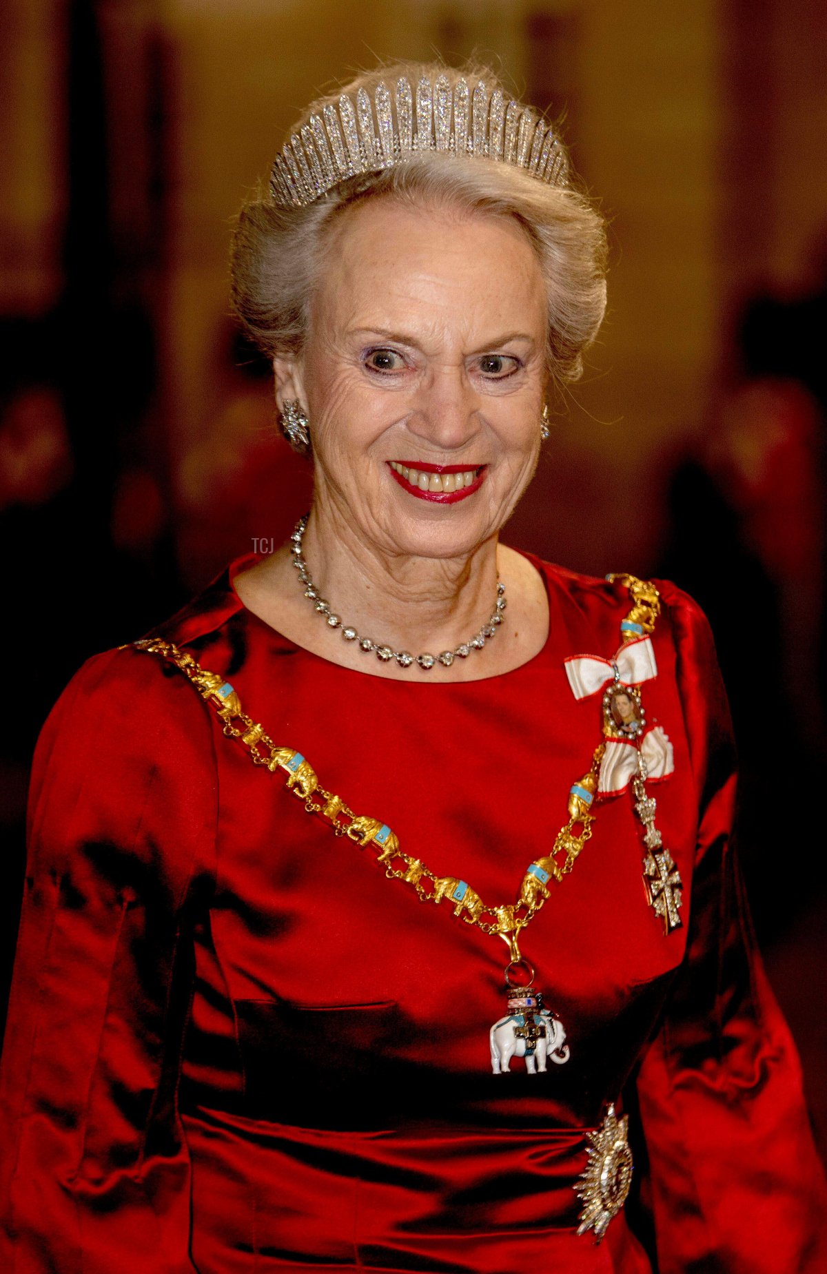 La Principessa Benedikte di Danimarca arriva al Palazzo di Amalienborg a Copenaghen, il 1° gennaio 2023, per partecipare alla ricezione di Capodanno (Albert Nieboer/DPA Picture Alliance/Alamy)