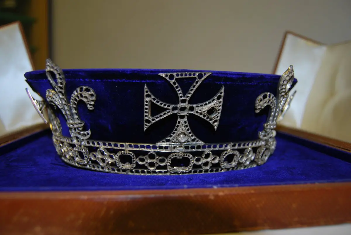 La cornice vuota della Regal Circlet della Regina Vittoria (Royal Collection)