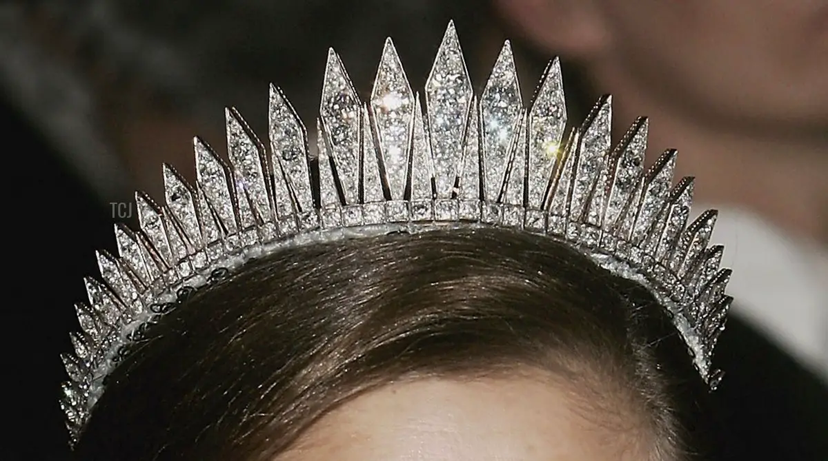 La Tiara Baden Fringe, indossata dalla Principessa Erika al banchetto Nobel nel dicembre 2005 (Pascal Le Segretain/Getty Images)