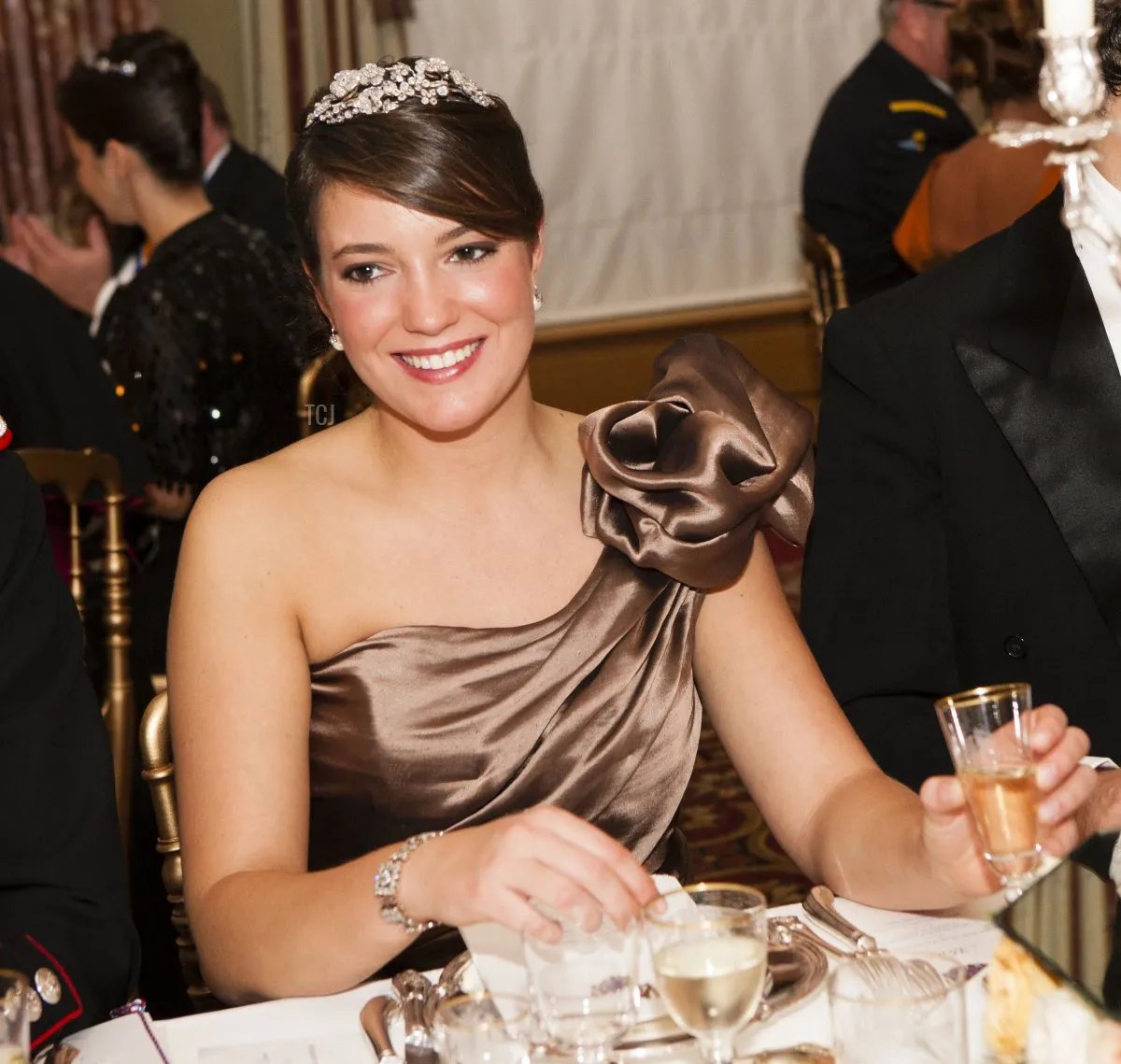 La Principessa Alexandra di Lussemburgo partecipa a una cena pre-matrimoniale per suo fratello, il Granduca ereditario Guillaume, in Lussemburgo, 19 ottobre 2012 (Christian Aschman/Getty Images)