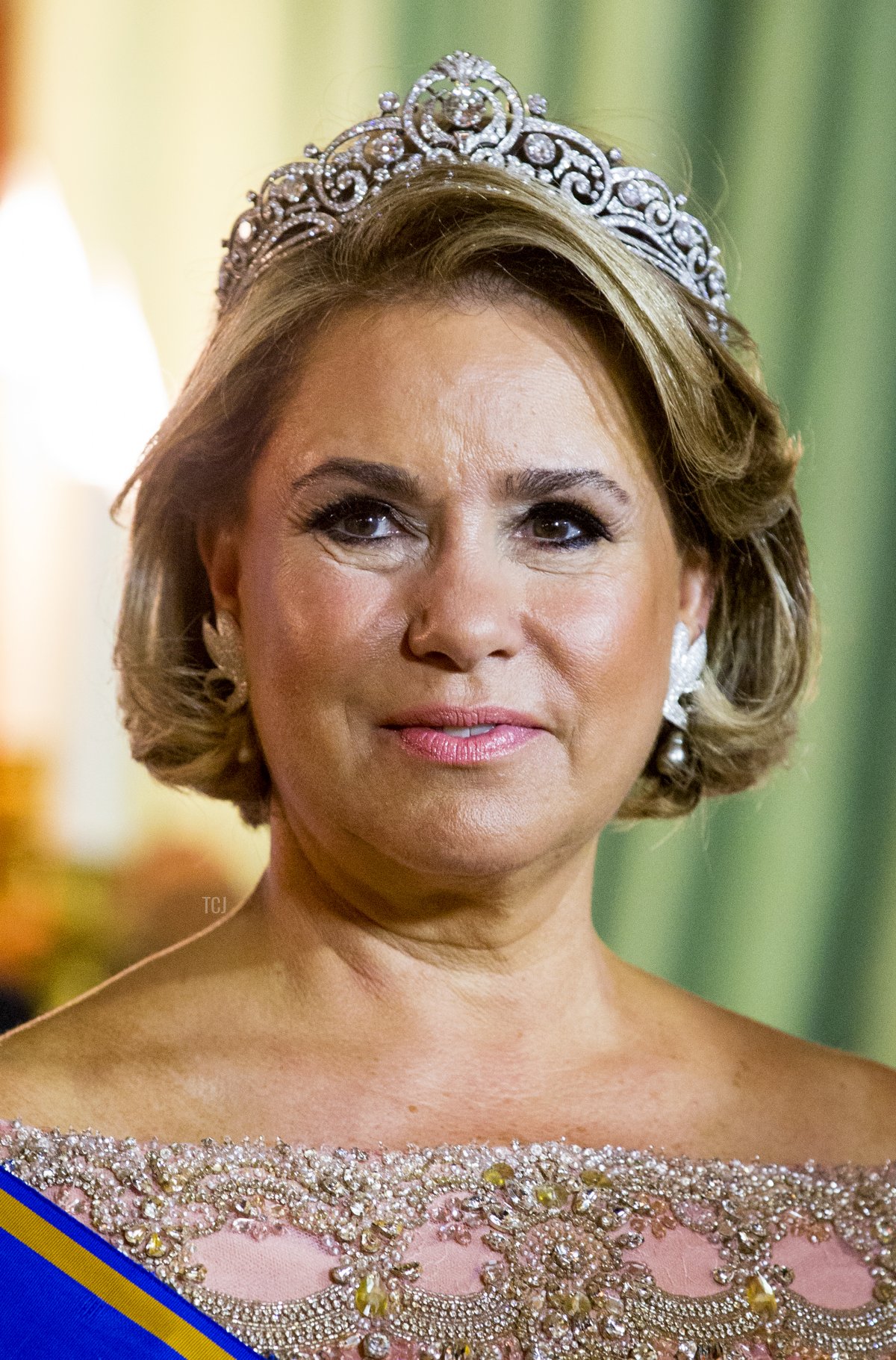 La Granduchessa Maria Teresa durante la foto ufficiale al banchetto di stato olandese nel Palazzo Granducale il 23 maggio 2018 in Lussemburgo (Patrick van Katwijk/Getty Images)