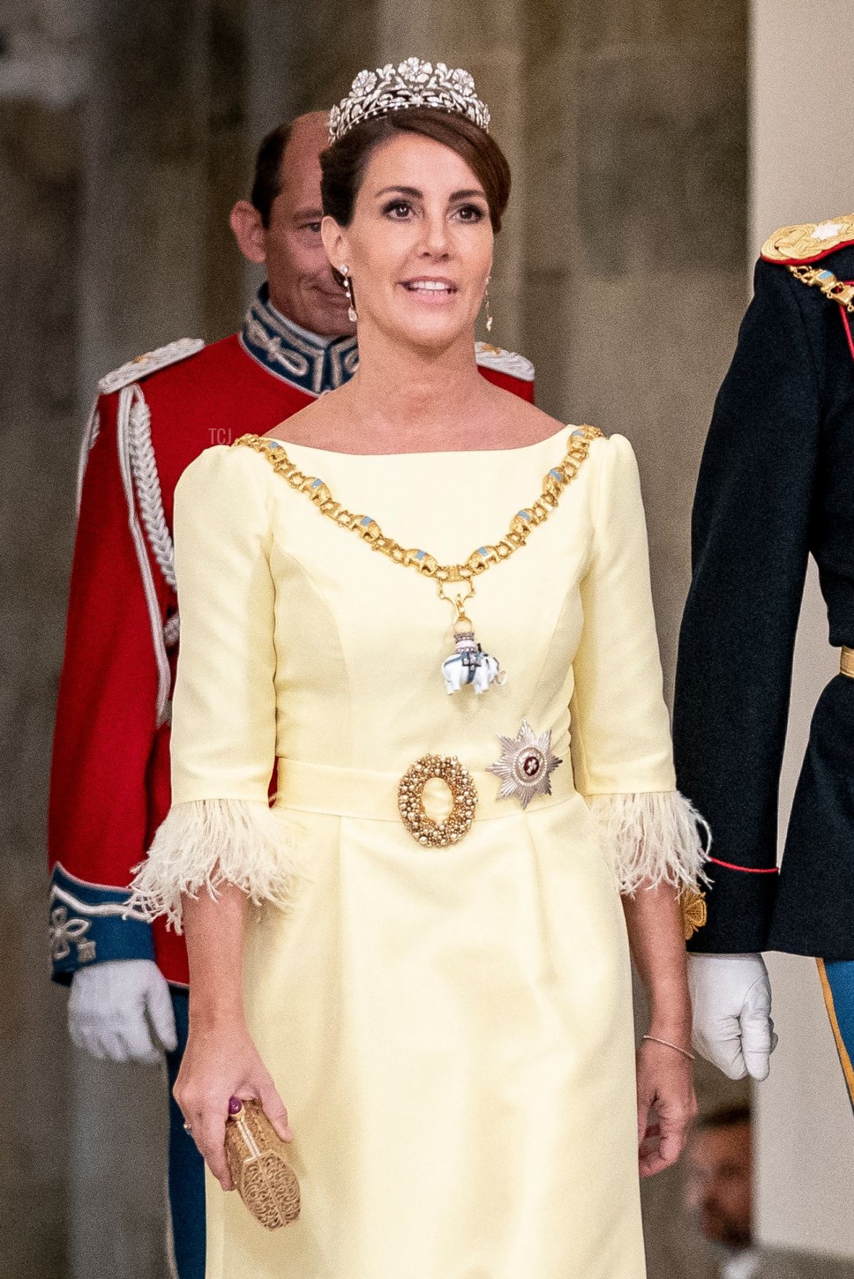 La Principessa Marie di Danimarca arriva al banchetto di gala al Palazzo di Christiansborg l'11 settembre 2022, durante le celebrazioni per il 50° anniversario dell'incoronazione della Regina di Danimarca (MADS CLAUS RASMUSSEN/Ritzau Scanpix/AFP via Getty Images)