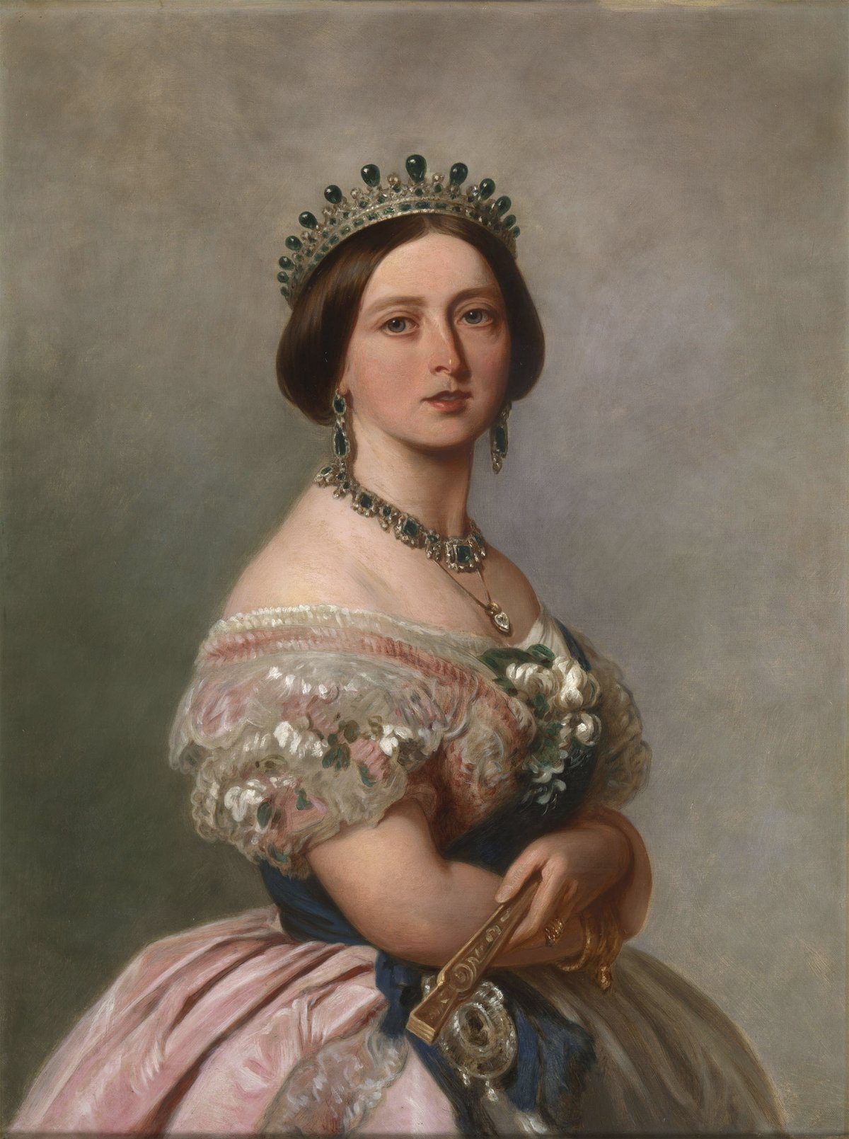 La copia di George Koberwein del ritratto di Winterhalter di Regina Vittoria nel 1852, dipinta come regalo per il Barone Stockmar (Collezione Reale)