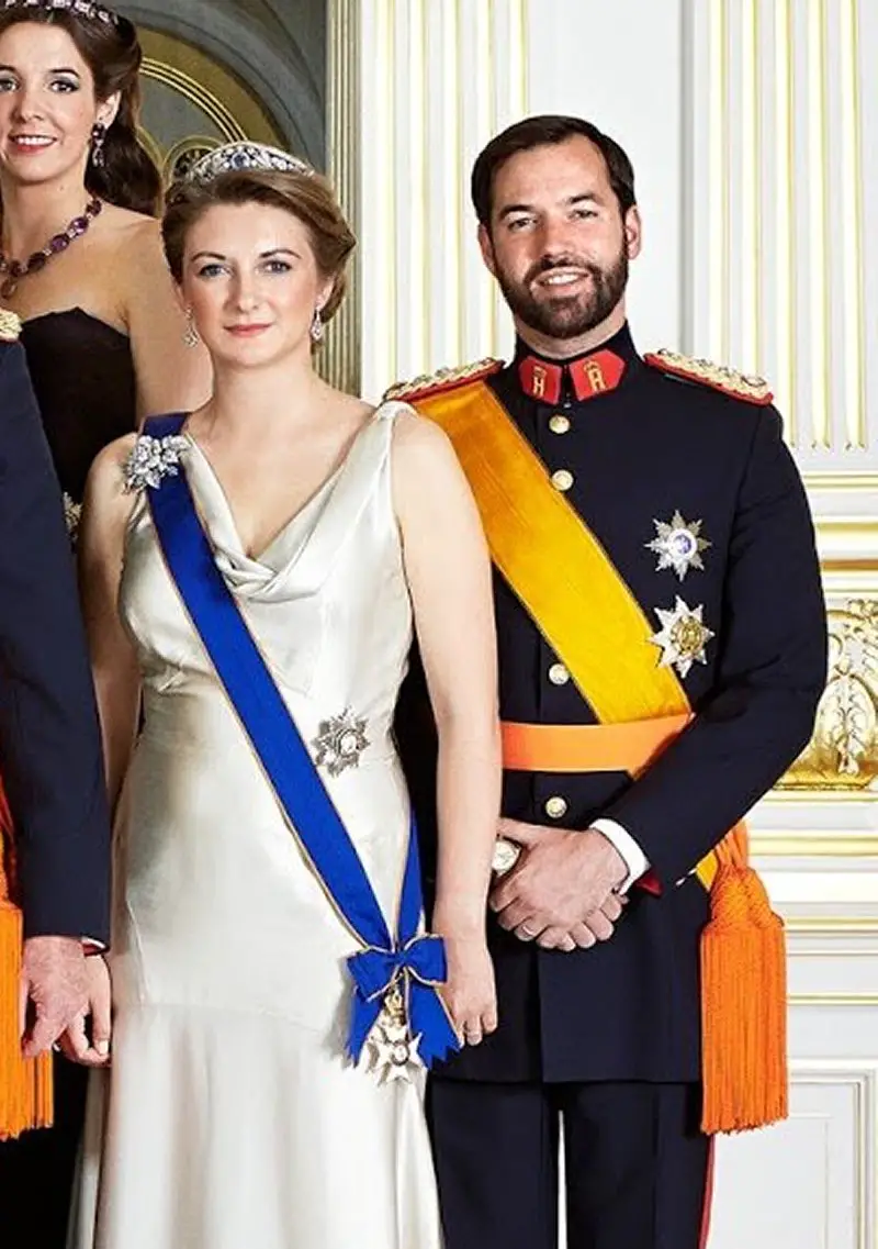 Il Granduca d'eredità Guillaume e la Granduchessa d'eredità Stéphanie partecipano alla gala della Festa Nazionale in Lussemburgo il 23 giugno 2015 (Cour Grand-Ducale)