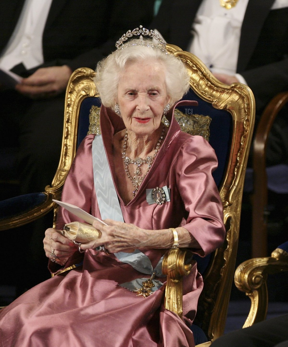 La principessa Lilian di Svezia partecipa al premio Nobel 2006 presso la Sala dei concerti il 10 dicembre 2006 a Stoccolma, Svezia (Pascal Le Segretain/Getty Images)