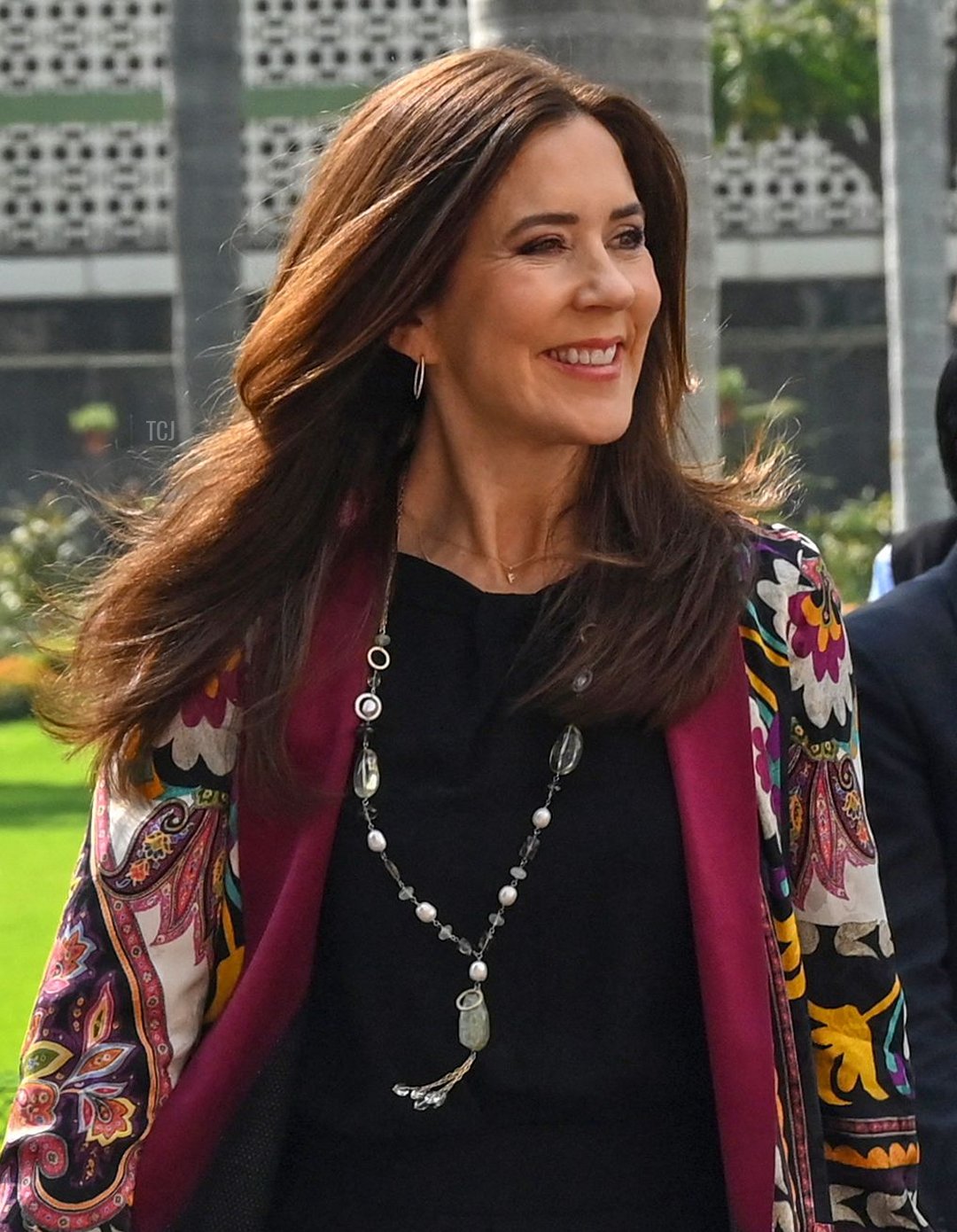 La Crown Princess Mary di Danimarca arriva all'All India Institute of Medical Sciences (AIIMS) a Nuova Delhi il 28 febbraio 2023 (ARUN SANKAR/AFP via Getty Images)