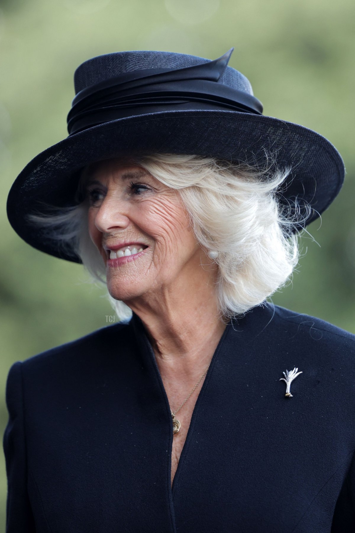 La Regina Camilla reagisce durante una visita al Castello di Cardiff, a Cardiff, nel Galles meridionale il 16 settembre 2022 (CHRIS JACKSON/POOL/AFP via Getty Images)