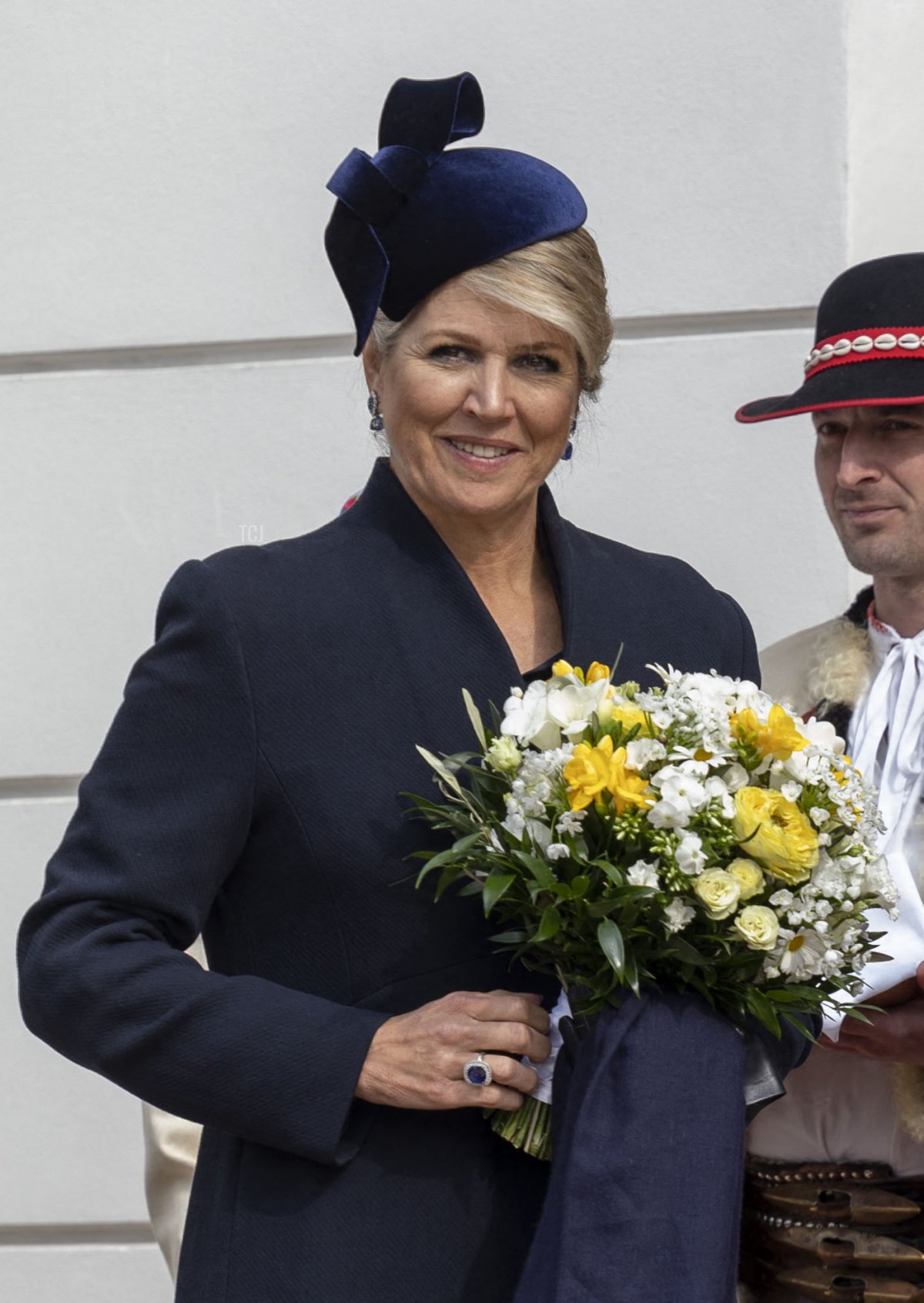 La Regina Massima dei Paesi Bassi posa per una foto durante una cerimonia di benvenuto al Palazzo Presidenziale a Bratislava, Slovacchia, il 7 marzo 2023 (TOMAS BENEDIKOVIC/AFP via Getty Images)