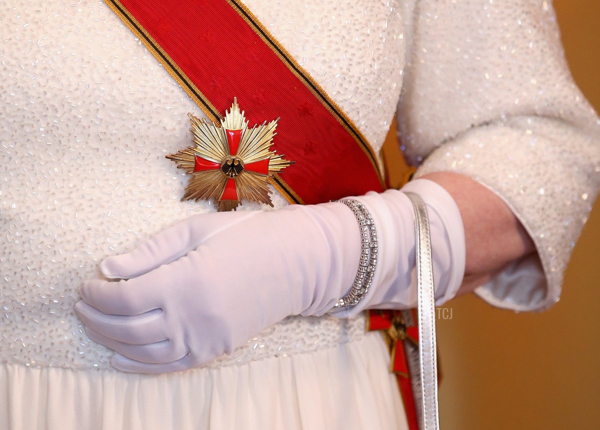 La regina Elisabetta II del Regno Unito partecipa a un banchetto di stato a Schloss Bellevue il 24 giugno 2015 a Berlino, in Germania (Chris Jackson - WPA Pool/Getty Images)