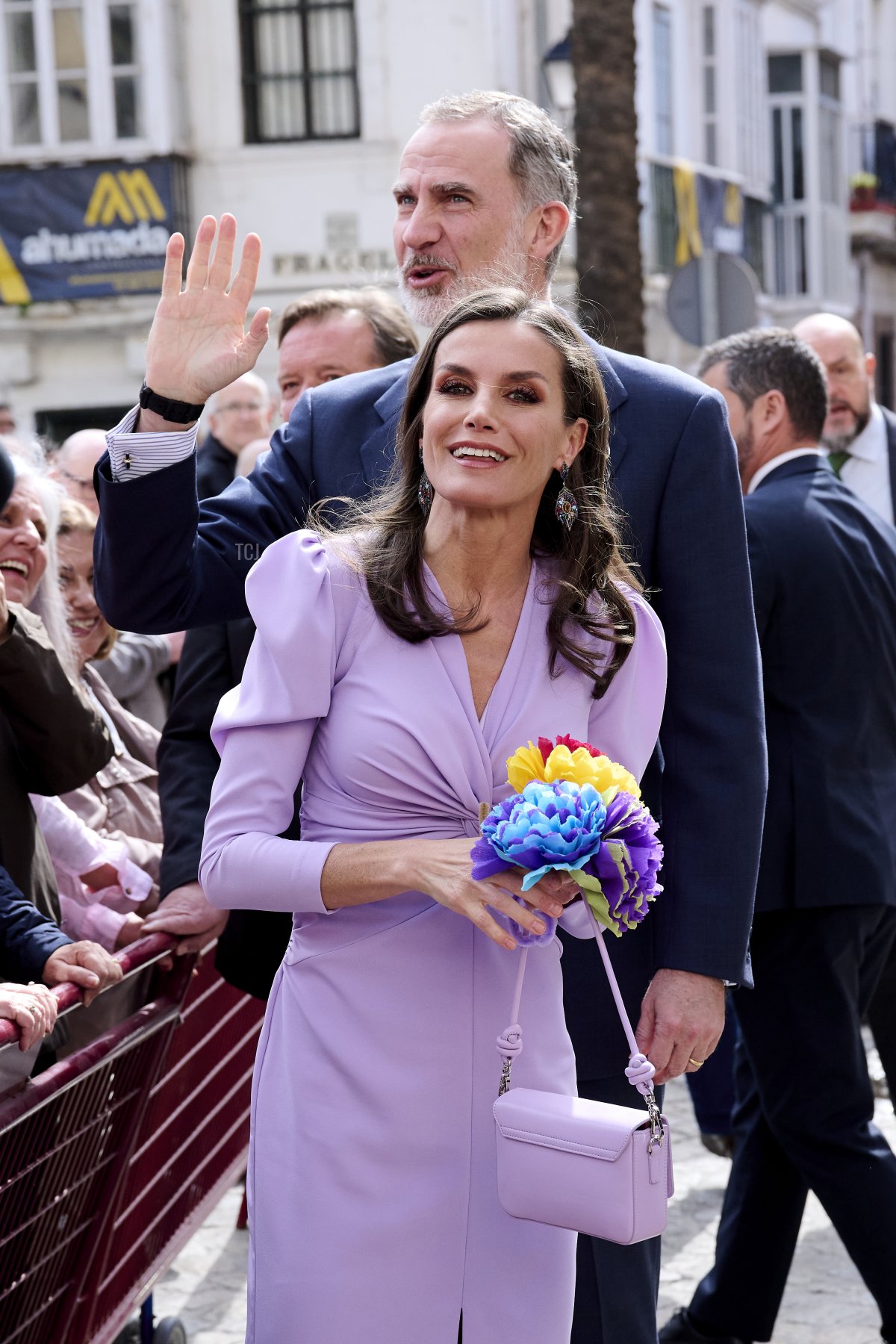 Re Felipe VI di Spagna e Regina Letizia di Spagna partecipano al IX Congresso Internazionale della Lingua Spagnola al Teatro Falla il 27 marzo 2023 a Cadice, Spagna (Carlos Alvarez/Getty Images)