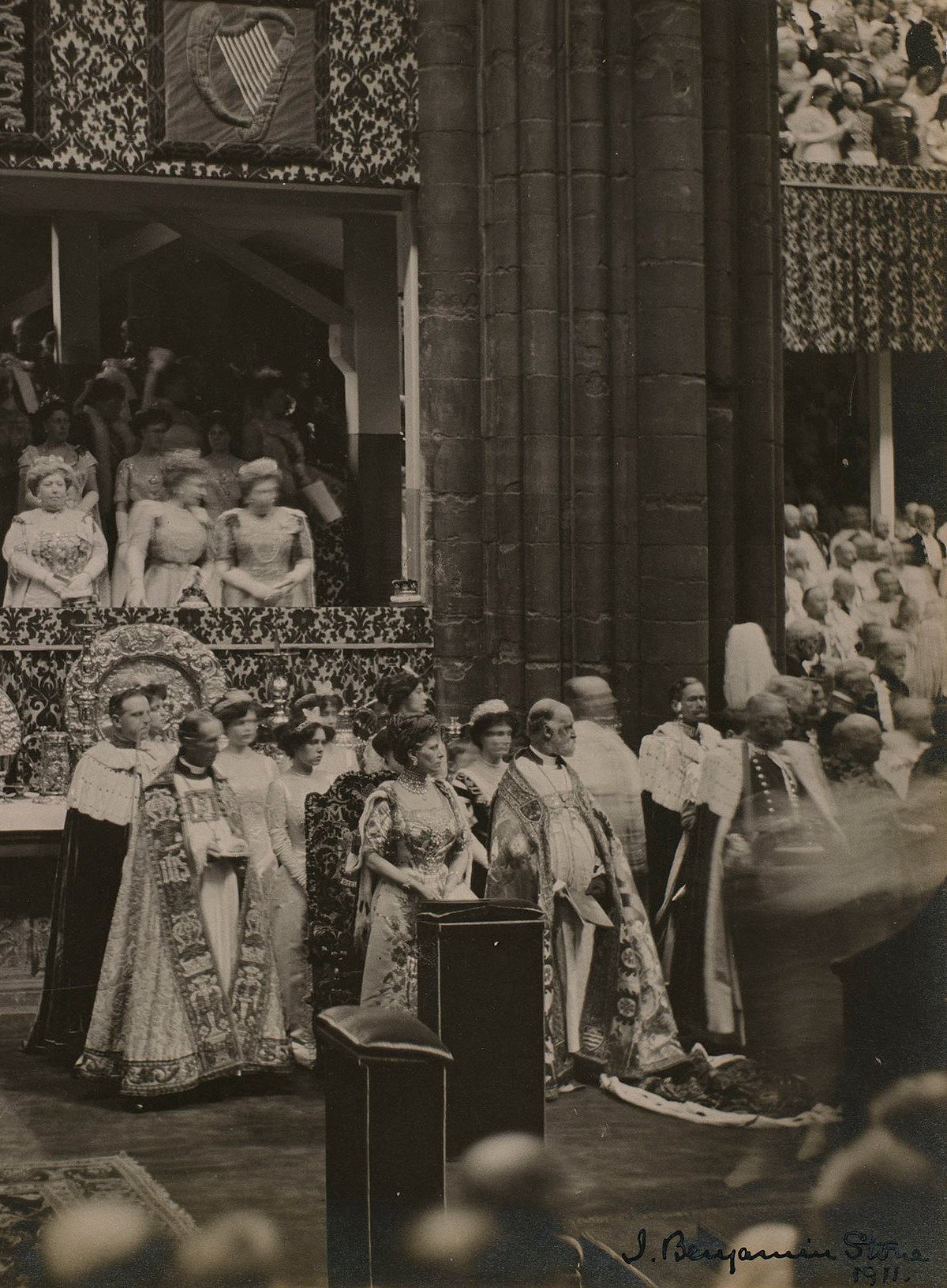 Incoronazione di Re Giorgio V e Regina Maria all'Abbazia di Westminster, 22 giugno 1911 (Sir Benjamin Stone/Royal Collection Trust)