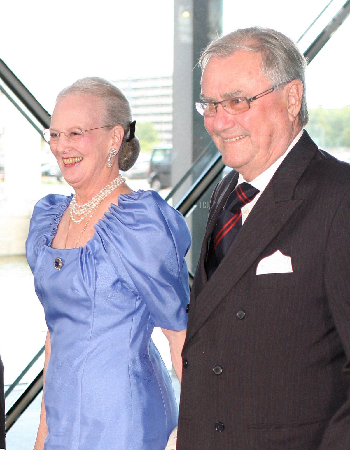 La Regina Margrethe II e il Principe Henrik di Danimarca partecipano a un concerto per celebrare il suo 75° compleanno a Copenaghen, 10 giugno 2009 (Patrick van Katwijk/DPA Picture Alliance Archive/Alamy)