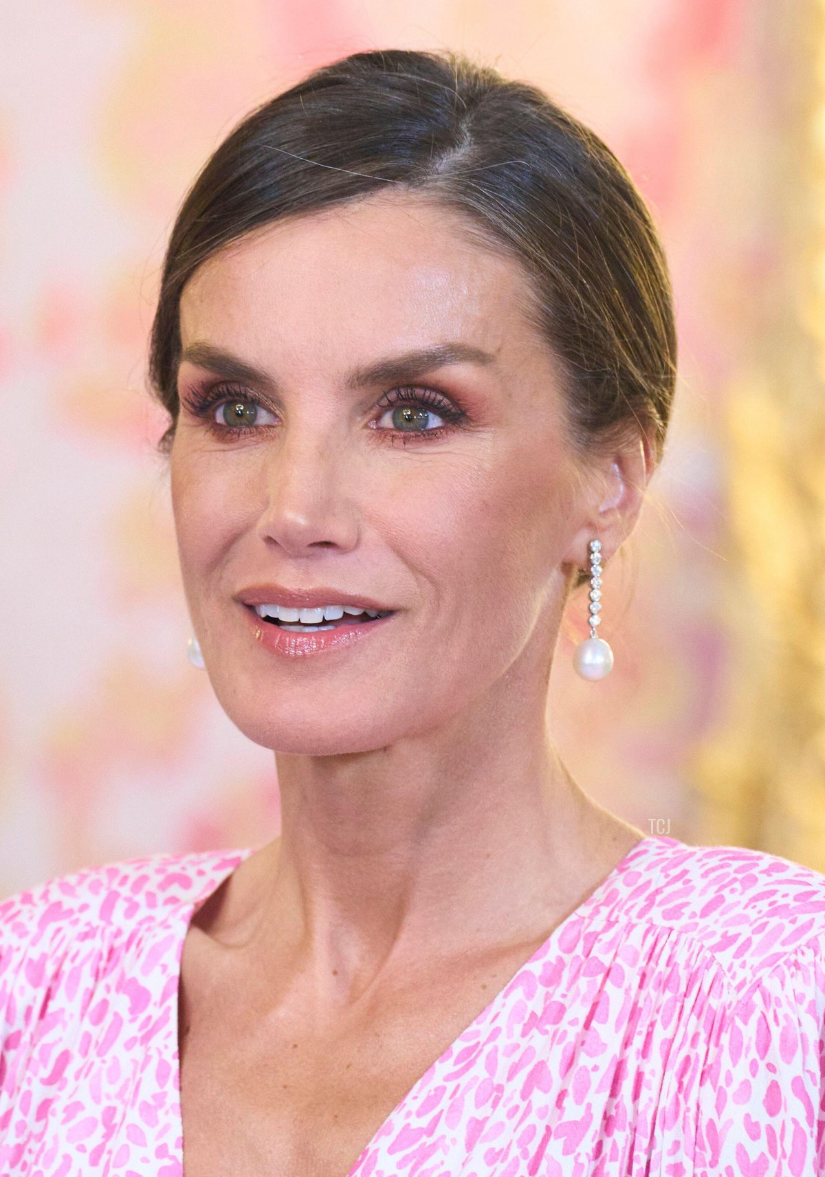 La Regina Letizia di Spagna ospita un pranzo al Palazzo Reale di Madrid per celebrare il Premio Miguel de Cervantes di quest'anno, 25 aprile 2023 (Jack Abuin/ZUMA Press/Alamy)