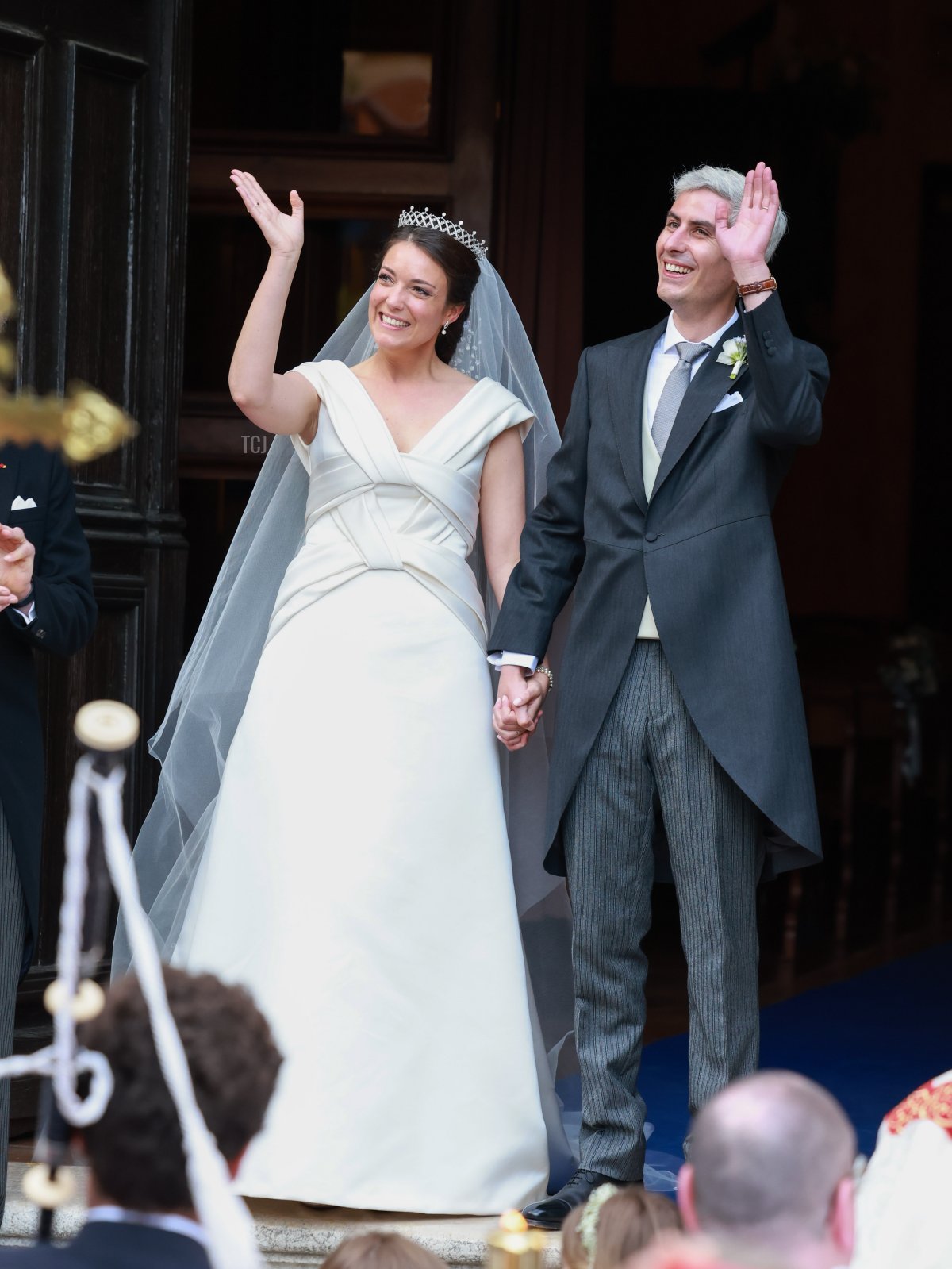 La Principessa Alexandra di Lussemburgo e Nicolas Bagory lasciano il loro matrimonio religioso il 29 aprile 2023 a Bormes-les-Mimosas, Francia (Arnold Jerocki/Getty Images)