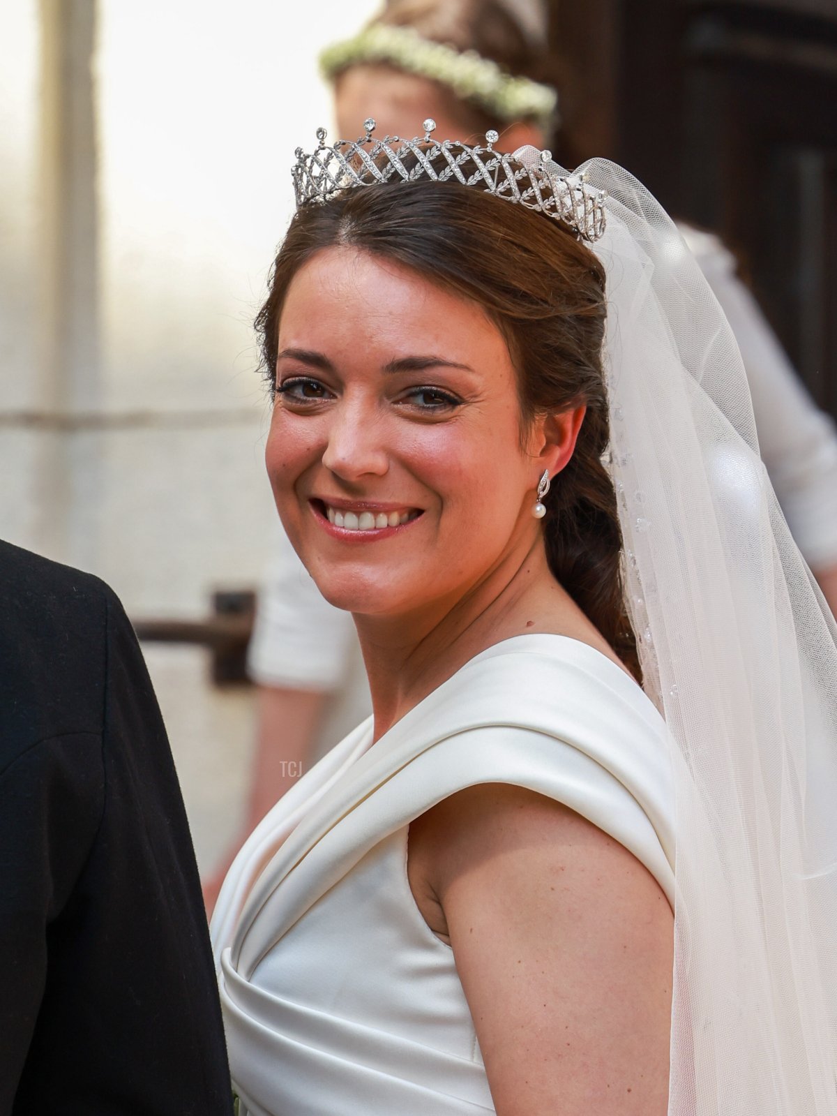 La Principessa Alexandra di Lussemburgo arriva per il suo matrimonio religioso con Nicolas Bagory il 29 aprile 2023 a Bormes-les-Mimosas, Francia (Arnold Jerocki/Getty Images)