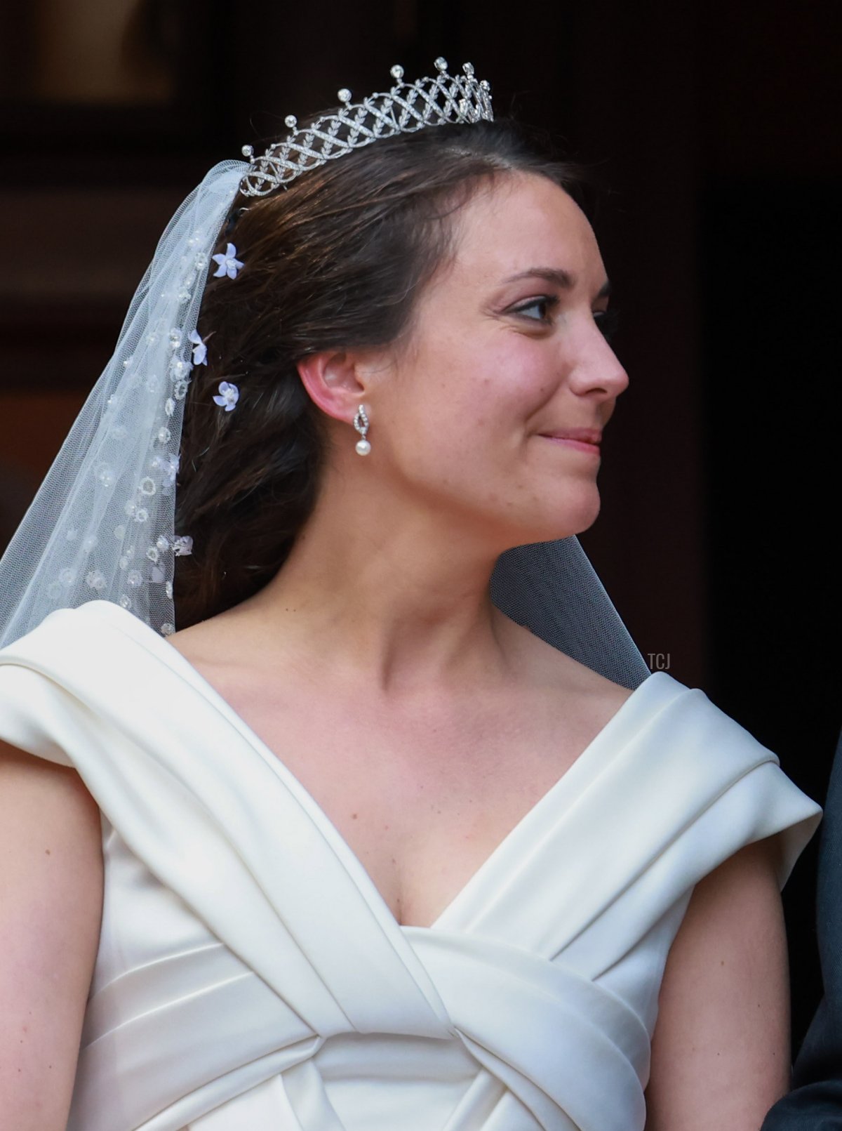 La Principessa Alexandra di Lussemburgo parte dopo il suo matrimonio religioso con Nicolas Bagory il 29 aprile 2023 a Bormes-les-Mimosas, Francia (Arnold Jerocki/Getty Images)