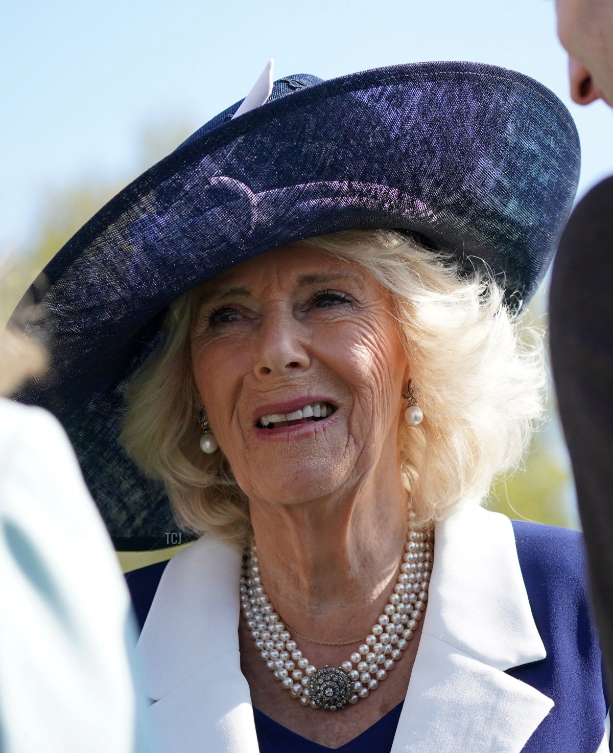 La Regina Camilla partecipa a un giardino party a Buckingham Palace, parte dei festeggiamenti per il coronamento di questa settimana, 3 maggio 2023 (Yui Mok - WPA Pool/Getty Images)