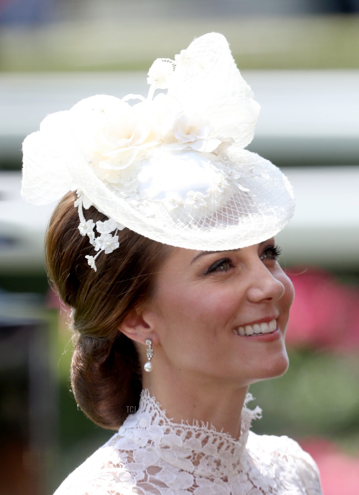 La Duchessa di Cambridge è vista nel Parade Ring mentre partecipa a Royal Ascot il 20 giugno 2017 ad Ascot, Inghilterra (Chris Jackson/Getty Images)