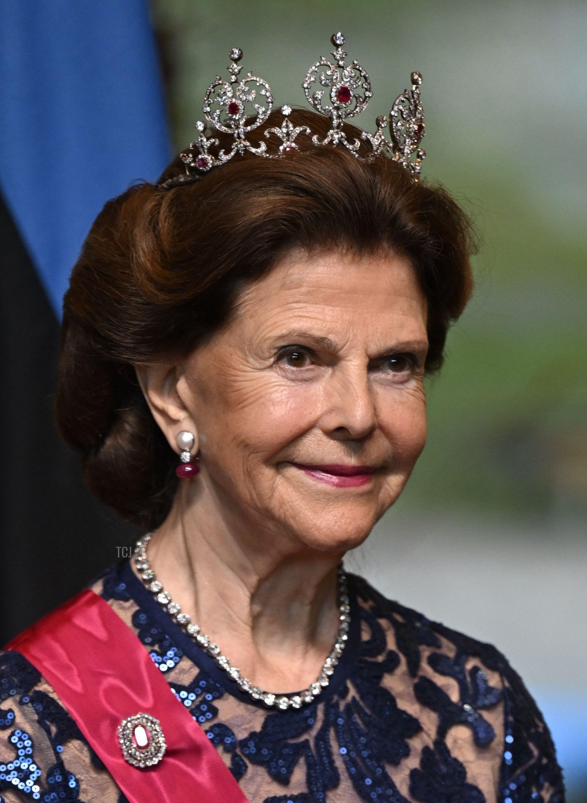 La regina Silvia di Svezia partecipa a una cena di stato ospitata dal presidente dell'Estonia a Tallinn, 2 maggio 2023 (Pontus Lundahl/TT News Agency/Alamy)