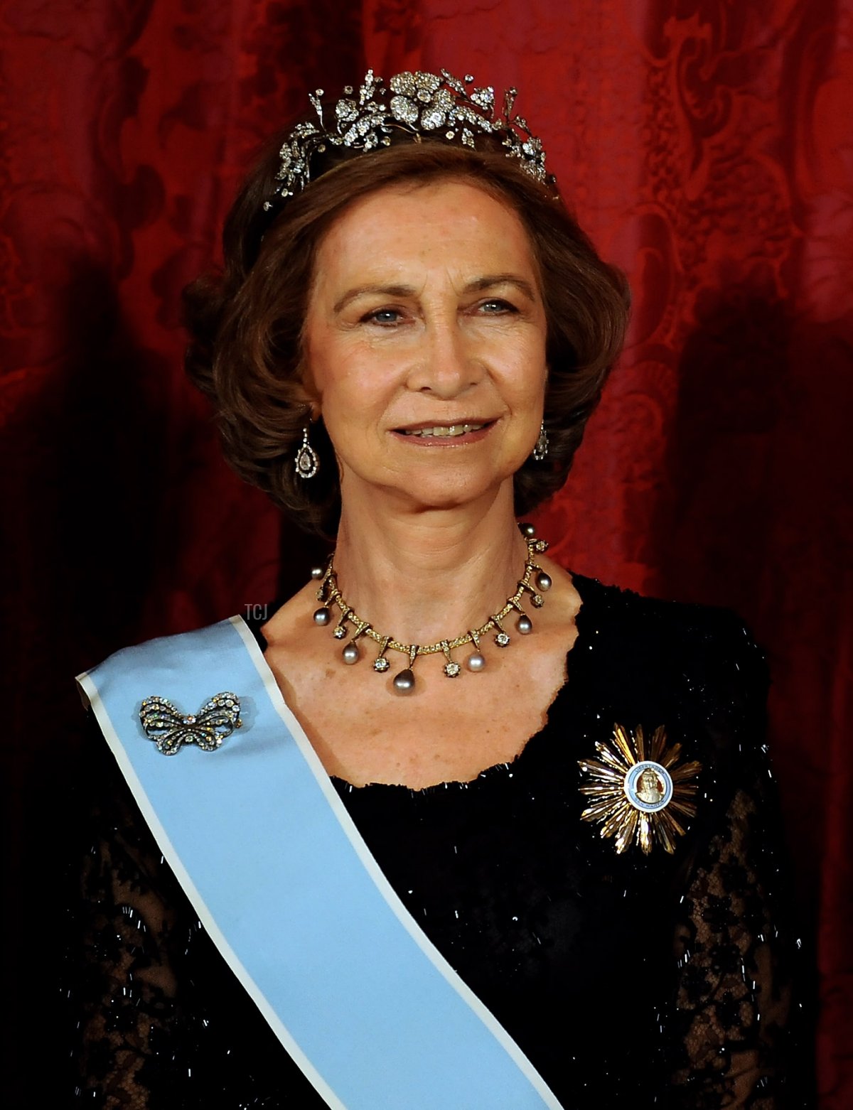 La Regina Sofia di Spagna partecipa a una cena di gala in onore del Presidente argentino Cristina Fernandez de Kirchner al Palazzo Reale di Madrid il 9 febbraio 2009 (Carlos Alvarez/Getty Images)