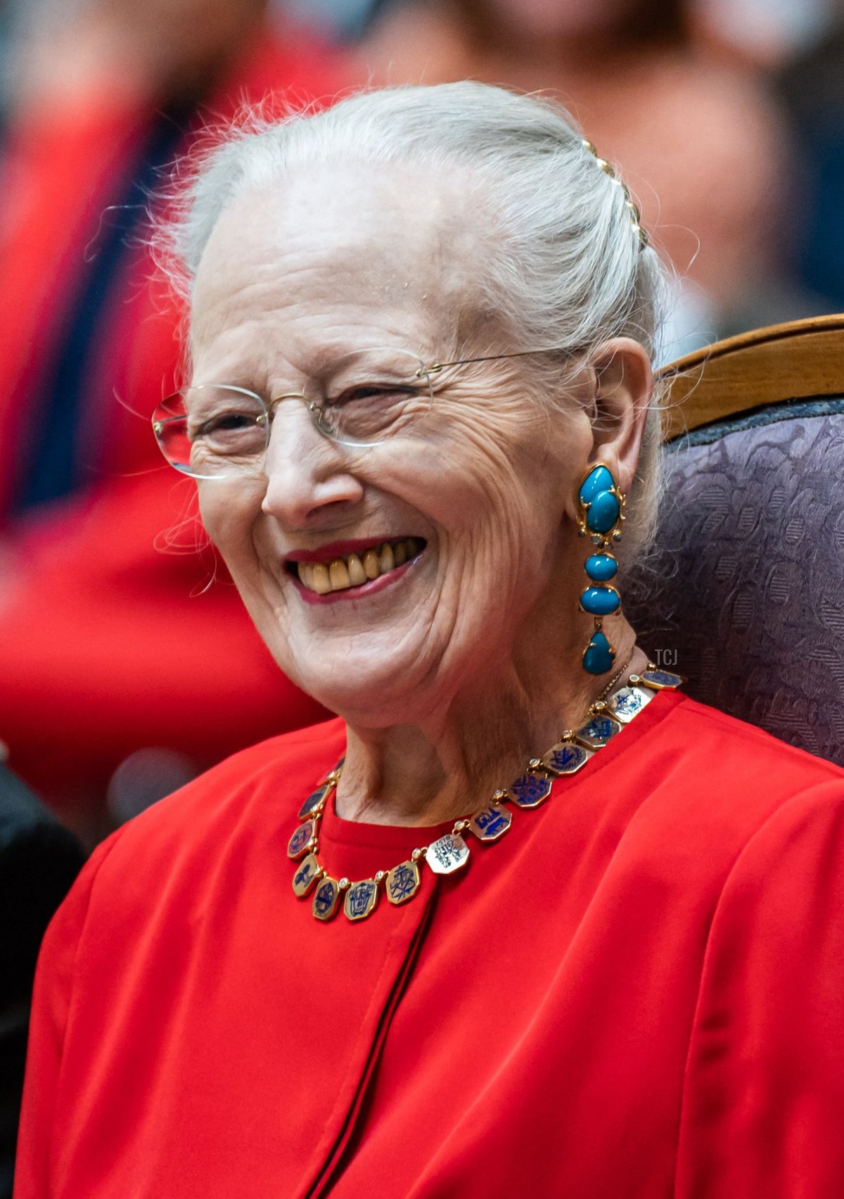 La regina Margherita II di Danimarca partecipa alla presentazione delle medaglie dell'Associazione dei Muratori di Copenaghen in una cerimonia presso il Municipio di Copenaghen il 9 maggio 2023 (EMIL NICOLAI HELMS/Ritzau Scanpix/AFP via Getty Images)