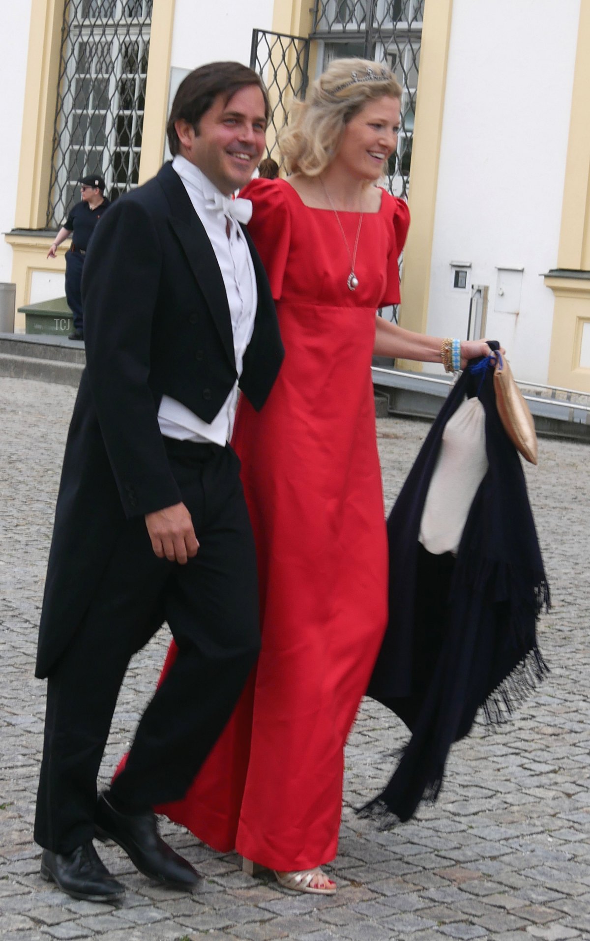 Il Principe François e la Principessa Teresa di Orléans, Conte e Contessa di Dreux, arrivano per un gala di matrimonio che celebra il Principe Ludwig di Baviera e Sophie-Alexandra Evekink a Palazzo Nymphenburg a Monaco, 20 Maggio 2023 (Fotografia © Stefan. Non riprodurre.)