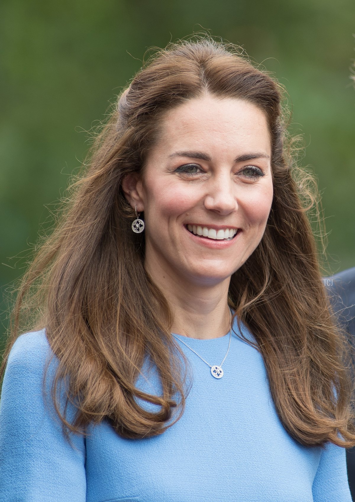 La Duchessa di Cambridge partecipa alle celebrazioni de 'Il Pranzo del Patrono' per il 90° compleanno della Regina sul Mall il 12 giugno 2016 a Londra, Inghilterra (Jeff Spicer/Getty Images)