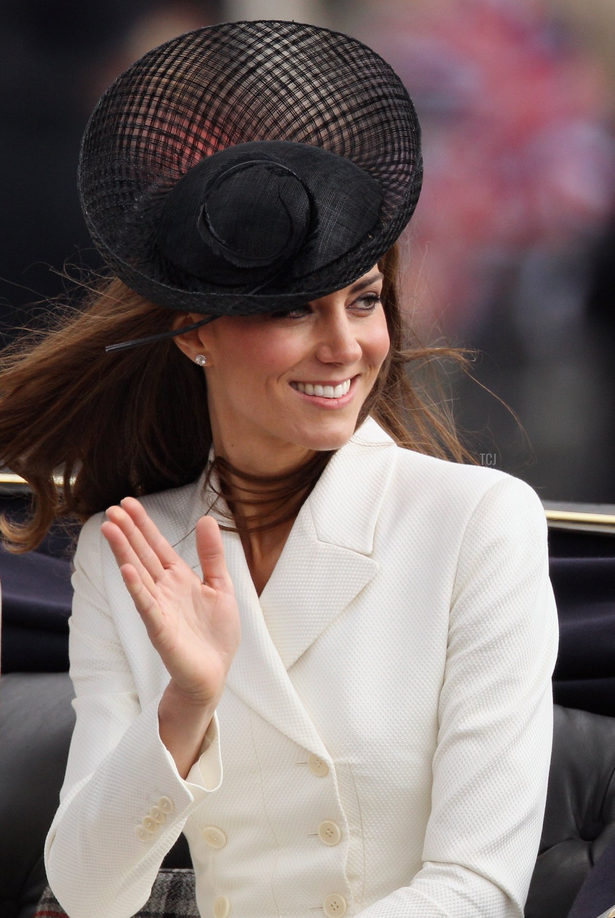 La Duchessa di Cambridge in carrozza durante il Trooping the Colour l'11 Giugno 2011 a Londra, Inghilterra (Oli Scarff/Getty Images)