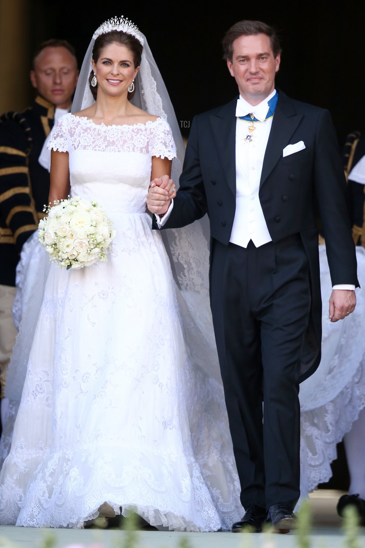 Principessa Madeleine di Svezia e Christopher O'Neill partono dopo il loro matrimonio al Palazzo Reale l'8 giugno 2013 a Stoccolma, Svezia (Andreas Rentz/Getty Images)