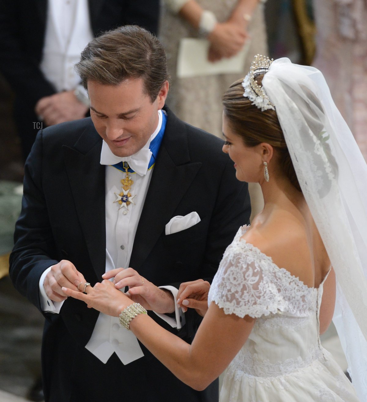 Principessa Madeleine di Svezia e Christopher O'Neill si sposano nella cappella al Palazzo Reale di Stoccolma l'8 giugno 2013 (FREDRIK SANDBERG/AFP via Getty Images)