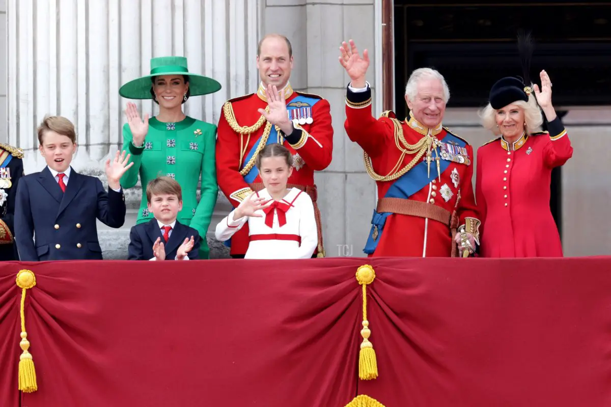 I membri della famiglia reale salutano dal balcone di Buckingham Palace durante il Trooping the Colour il 17 giugno 2023 a Londra, Inghilterra (Chris Jackson/Getty Images)