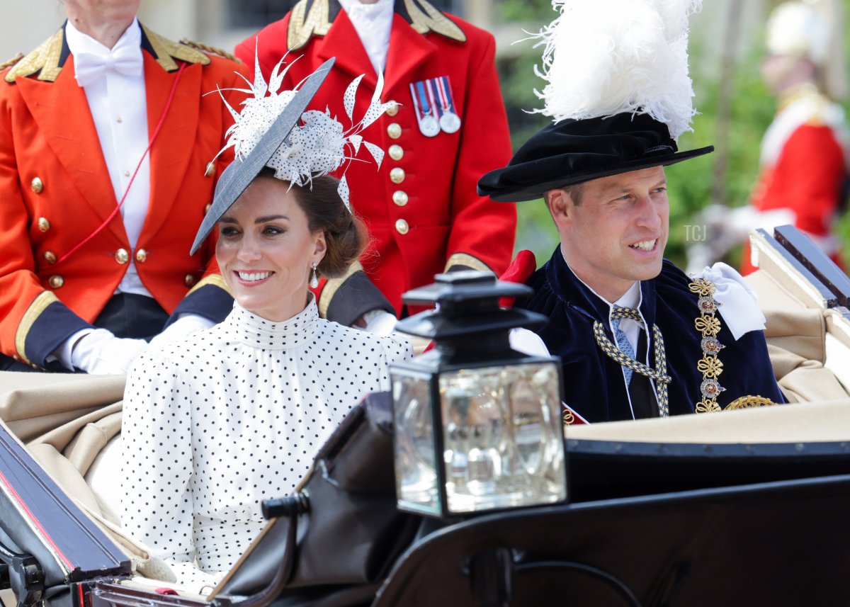 Il Principe e la Principessa di Galles partono in un landau dopo il servizio dell'Ordine della Giarrettiera presso la Cappella di San Giorgio, Windsor il 19 giugno 2023 (Chris Jackson - Pool/Getty Images)