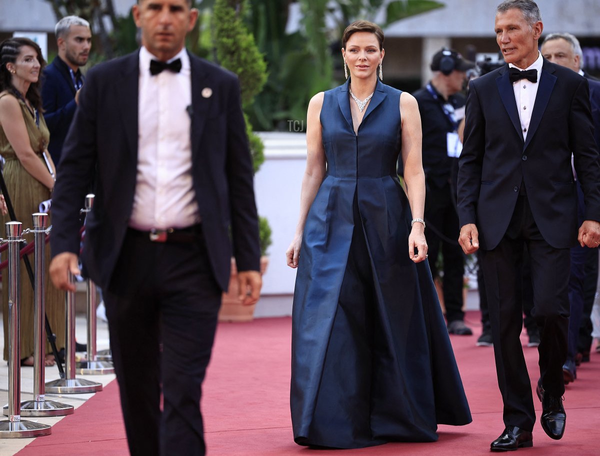 La Principessa Charlene di Monaco partecipa alla cerimonia di premiazione dei Golden Nymph Awards durante il 62° Festival della Televisione di Monte-Carlo a Monaco il 20 giugno 2023 (VALERY HACHE/AFP via Getty Images)