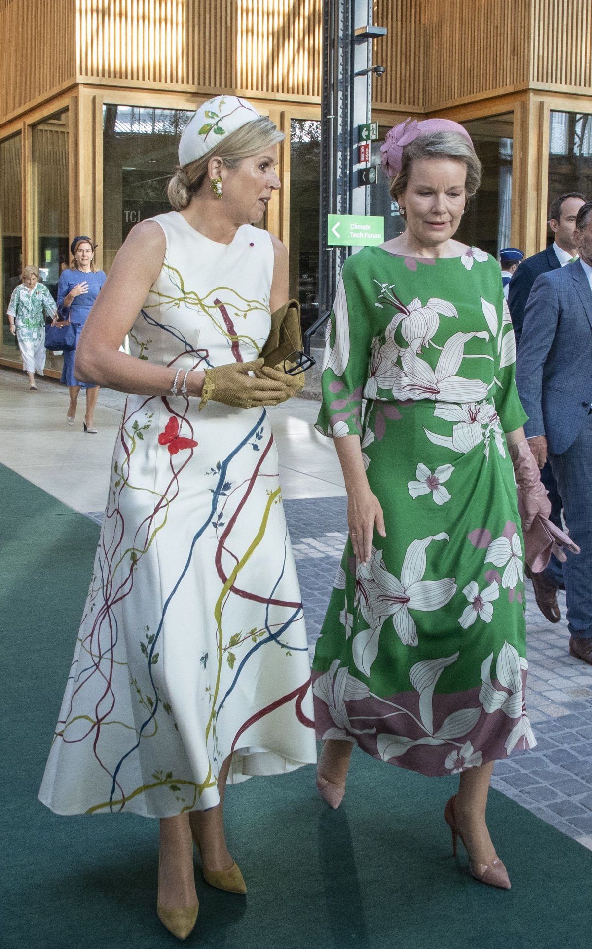 La Regina Maxima dei Paesi Bassi e la Regina Matilde dei Belgi incontrano il Forum sulla Tecnologia Climatica a Tour & Taxis a Bruxelles il 21 giugno 2023 (NICOLAS MAETERLINCK/BELGA MAG/AFP via Getty Images)