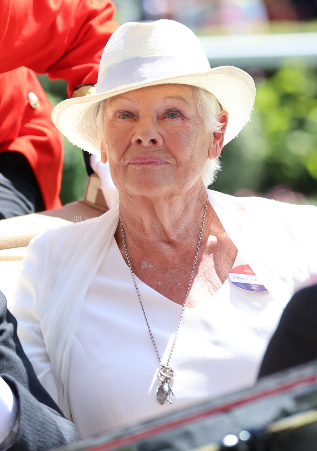 Dame Judi Dench partecipa al quarto giorno di Royal Ascot il 23 giugno 2023 (Chris Jackson/Getty Images)