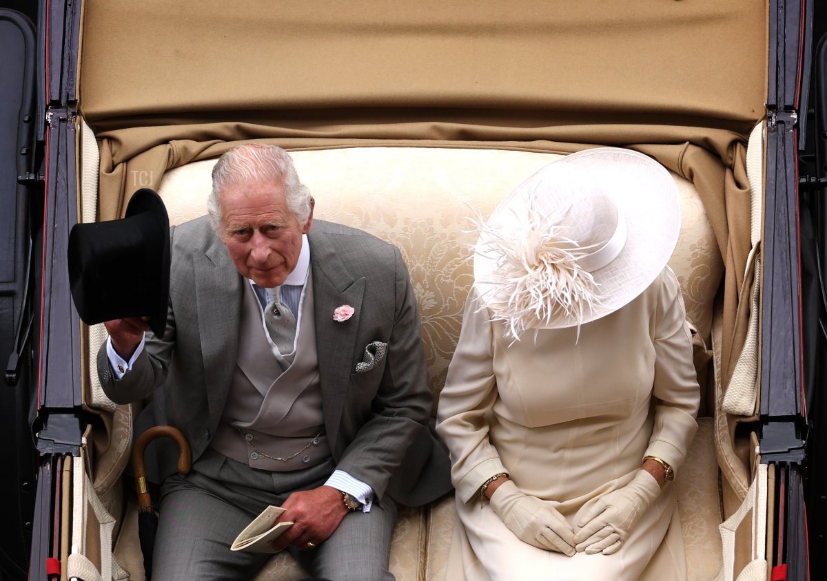 Re Carlo III e Regina Camilla partecipano al quinto giorno di Royal Ascot il 24 giugno 2023 (Alex Pantling/Getty Images)